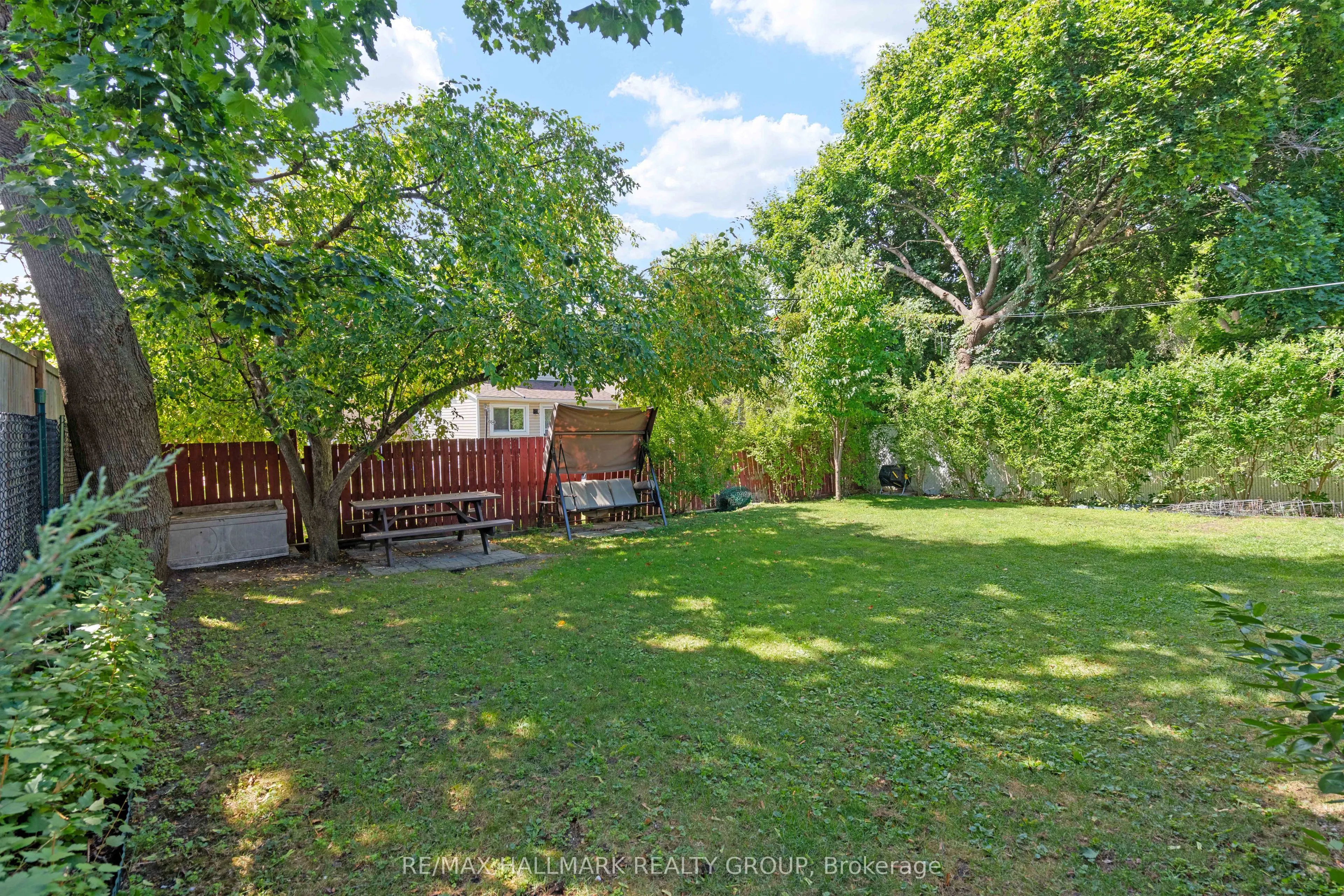 434 Hartleigh Avenue