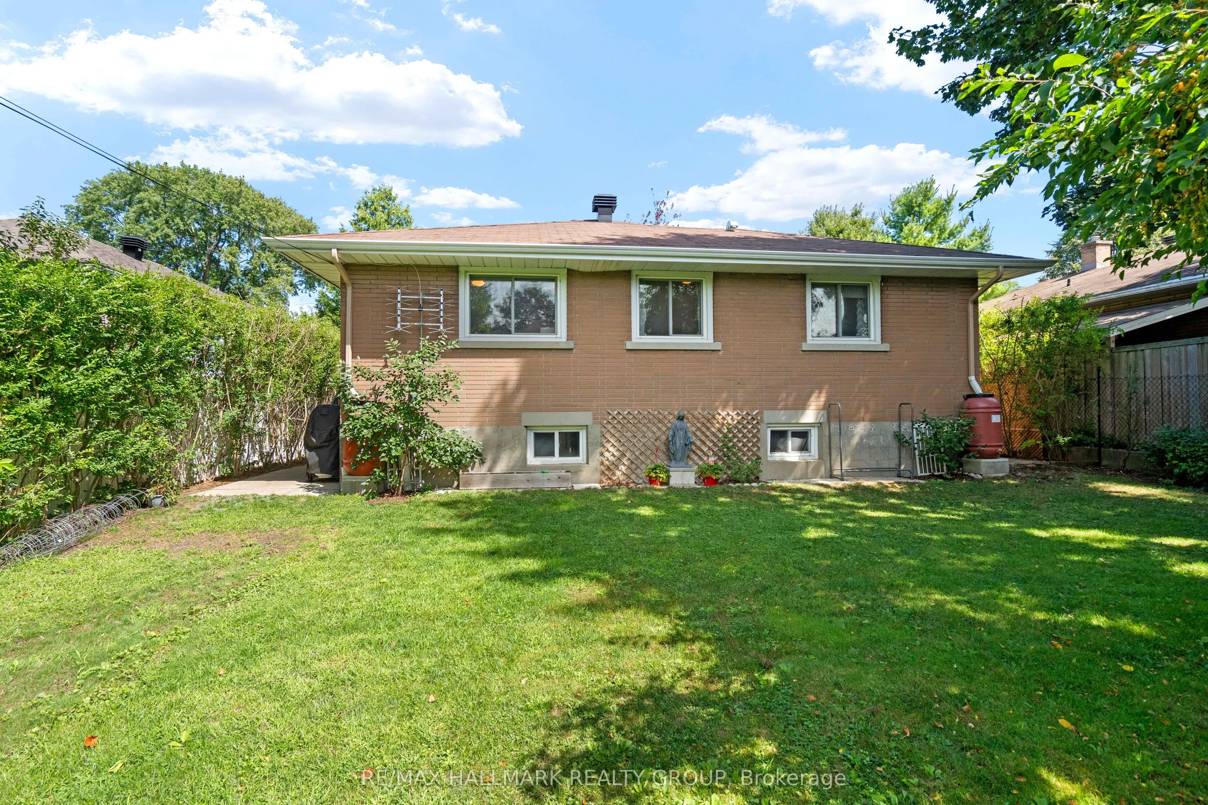 434 Hartleigh Avenue