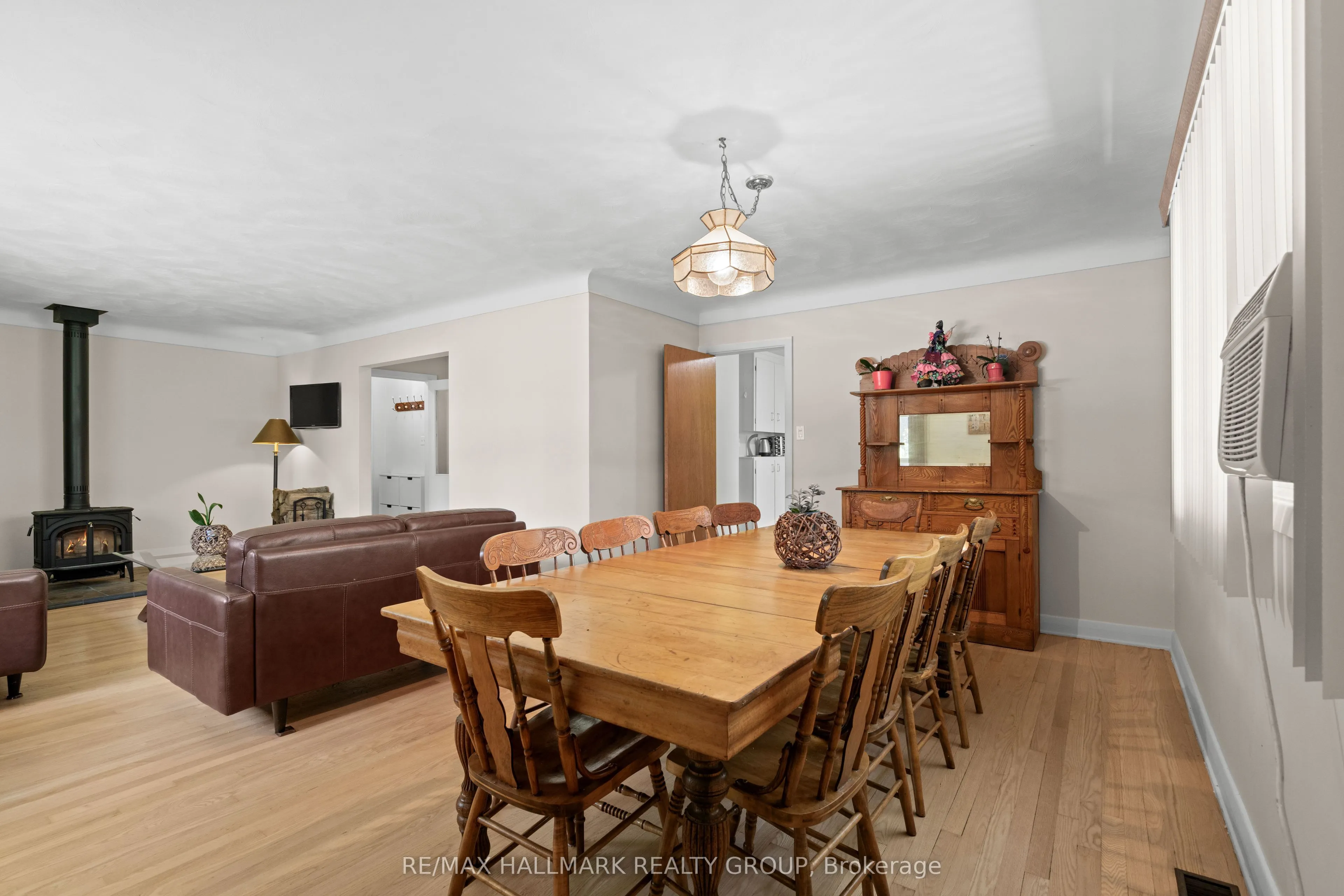 434 Hartleigh Avenue