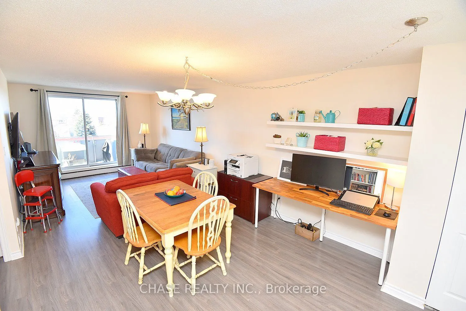 893 Concession Street, #303