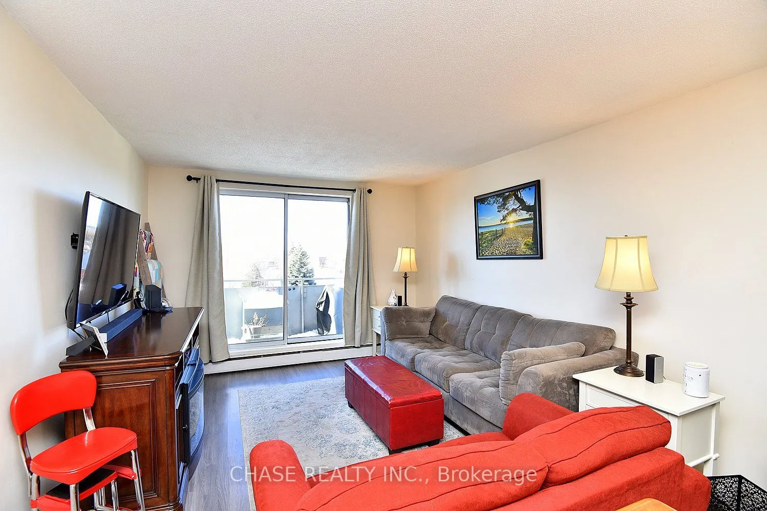 893 Concession Street, #303