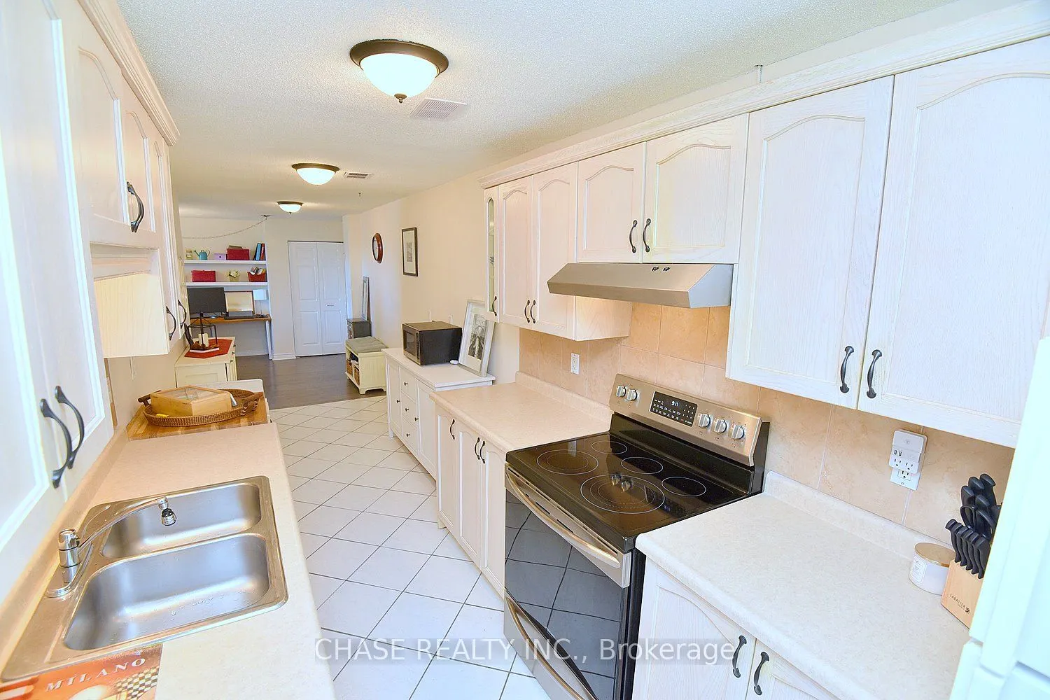 893 Concession Street, #303