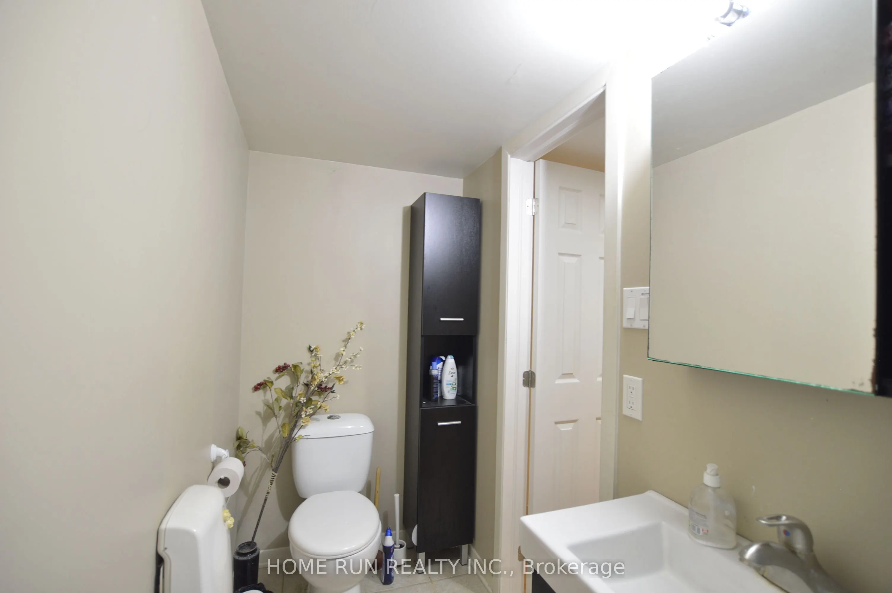 617 Trelawny Private, #202