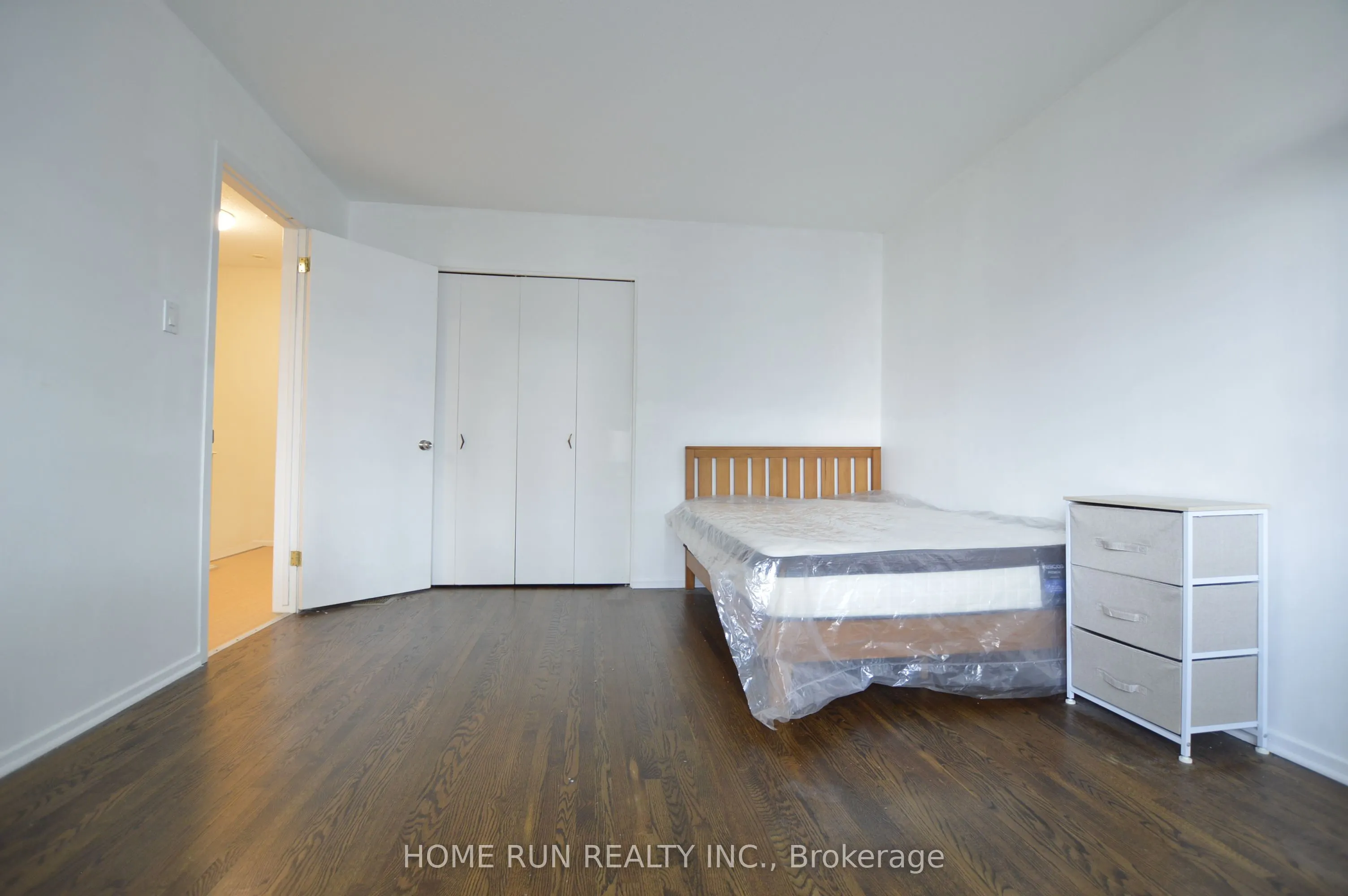 617 Trelawny Private, #202