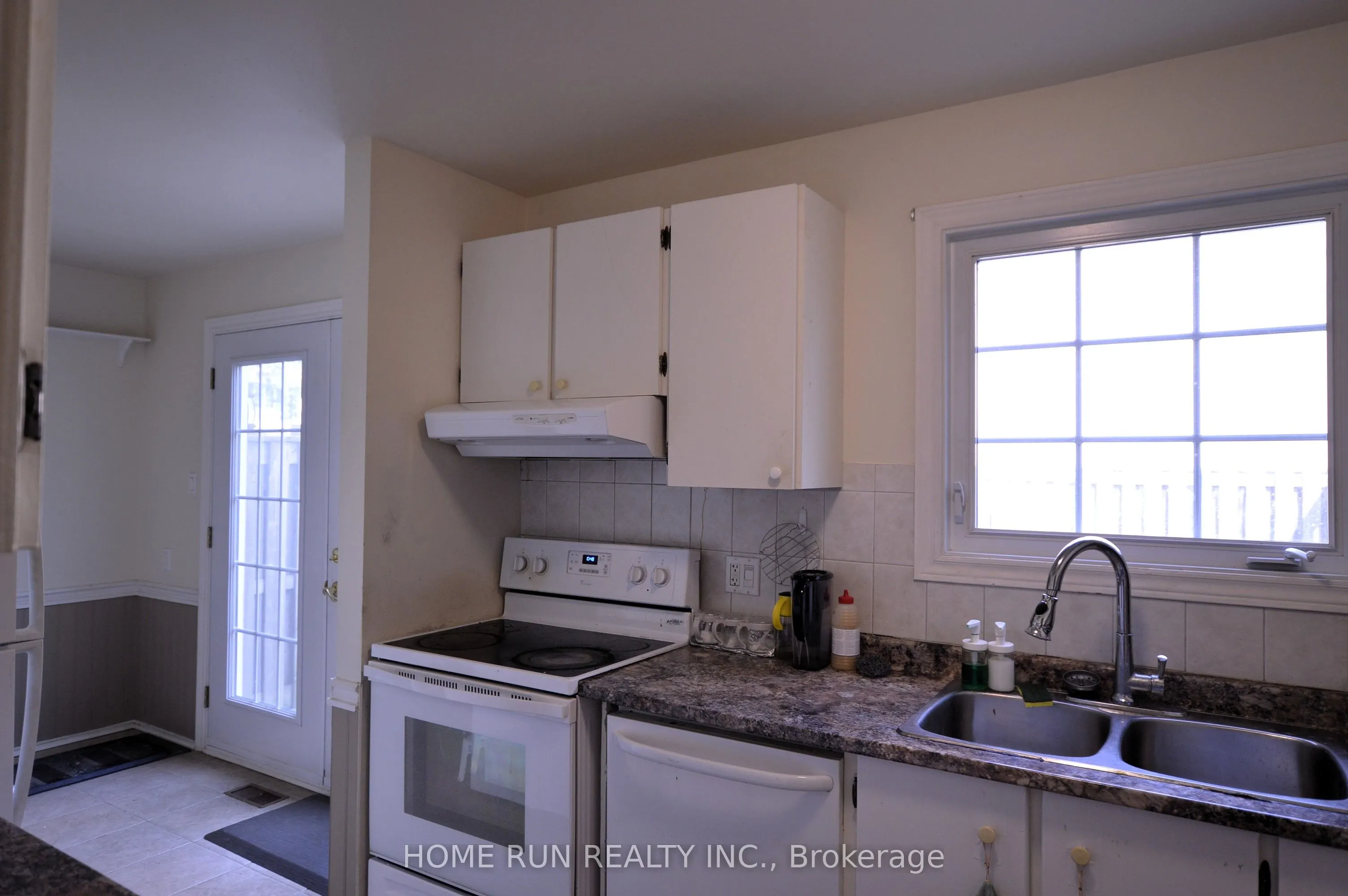 617 Trelawny Private, #202