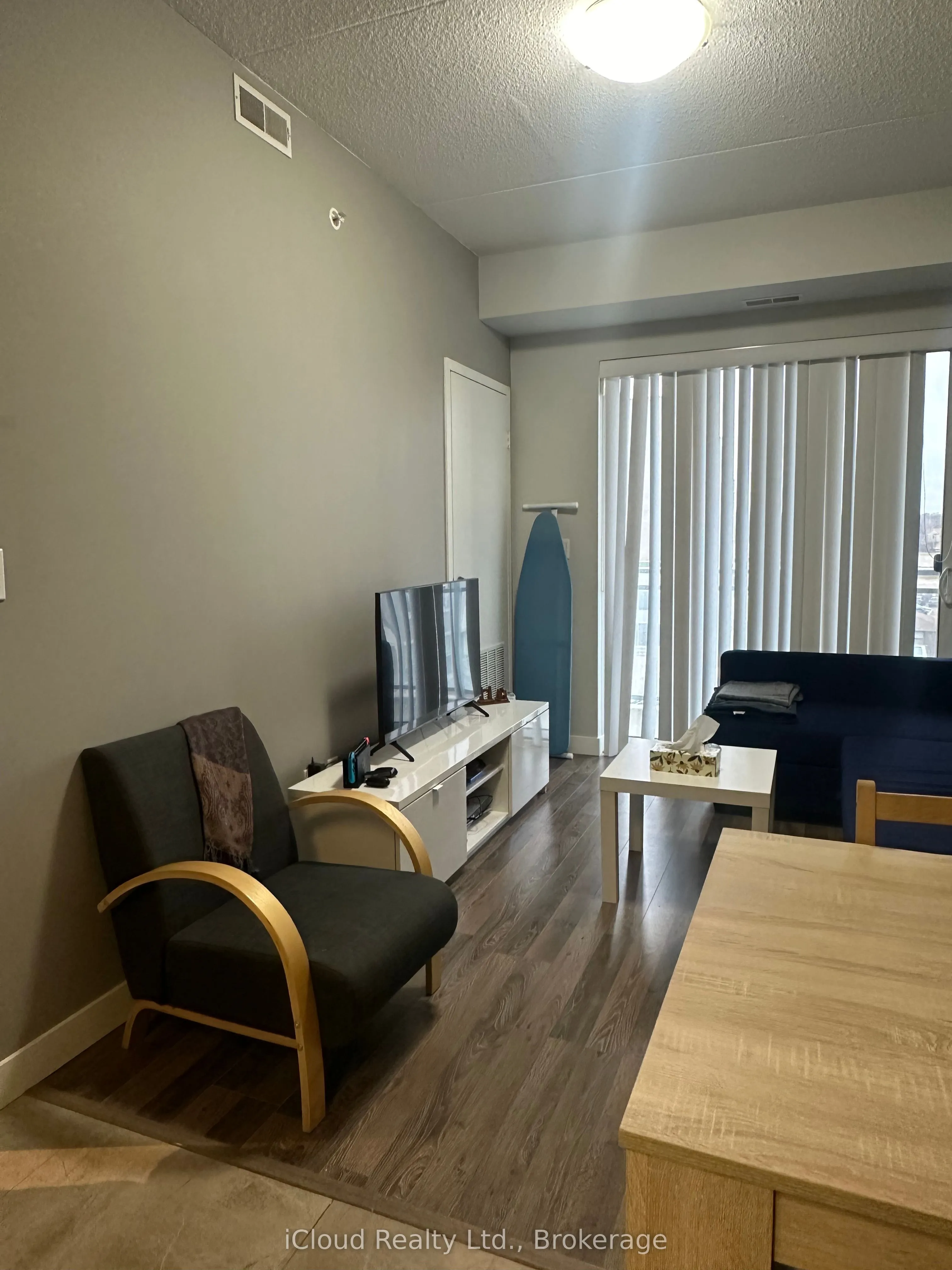 62 Balsam Street, #B408