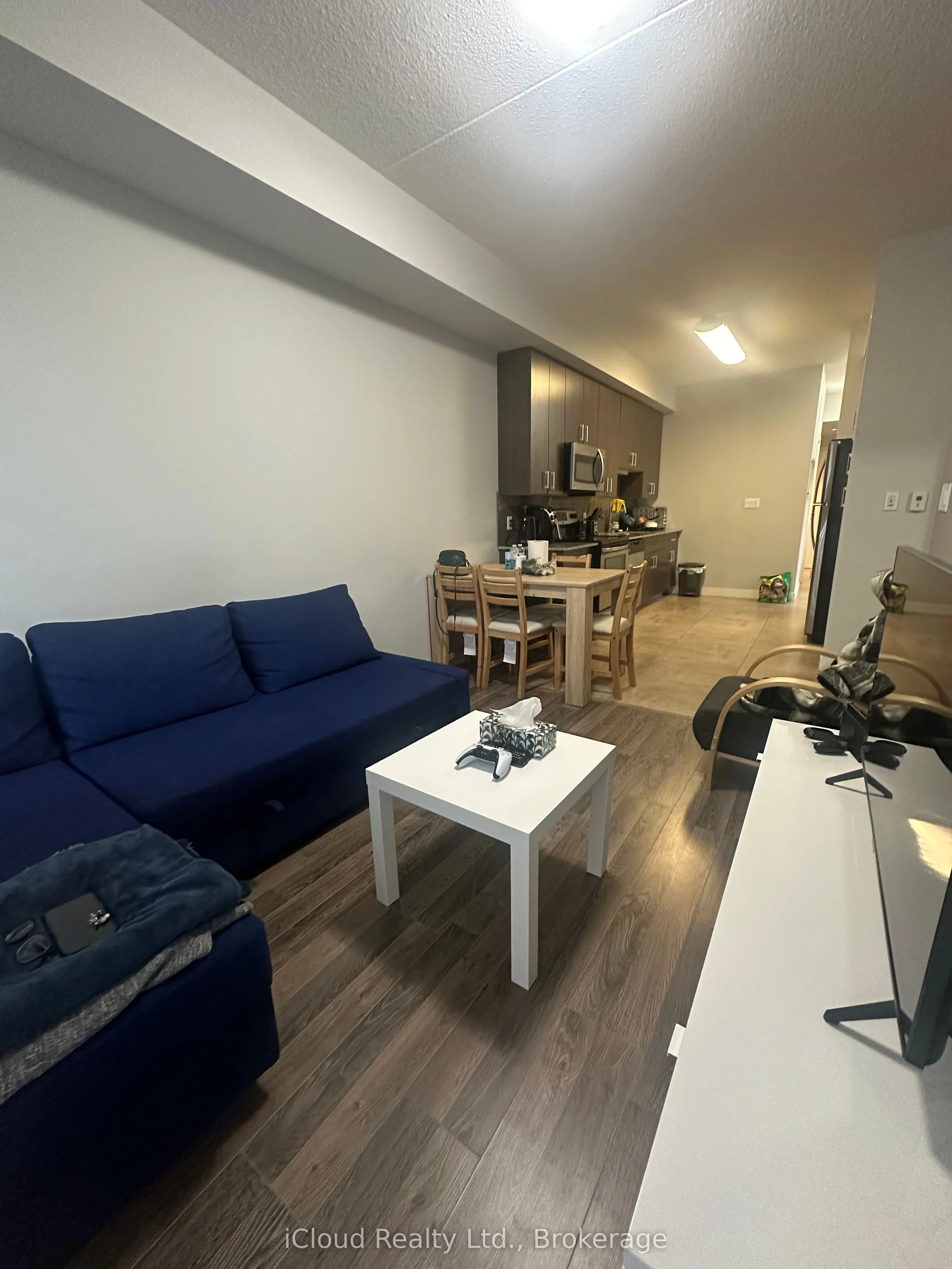 62 Balsam Street, #B408