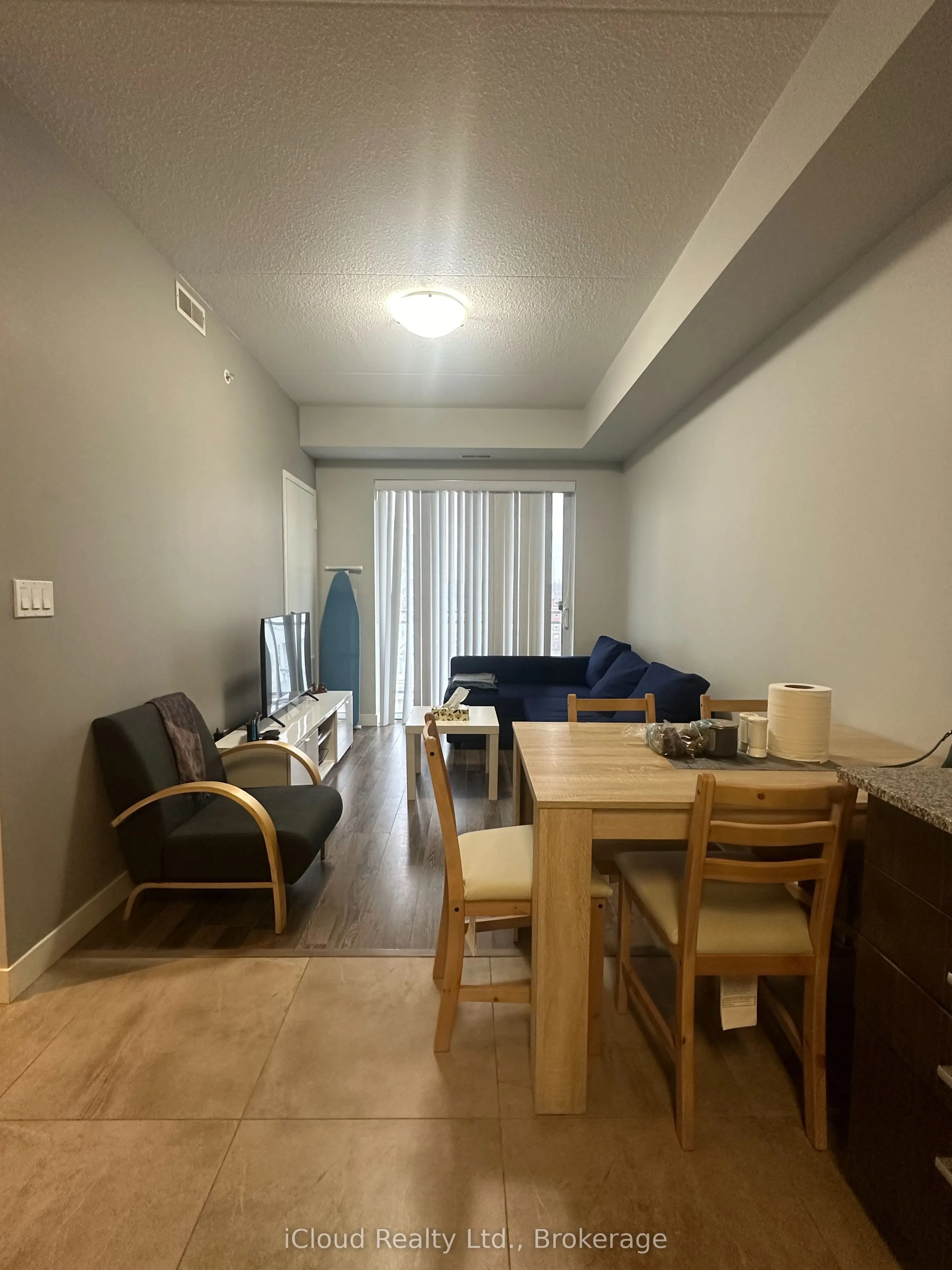 62 Balsam Street, #B408