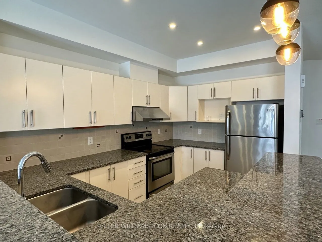 103 HAWKESWOOD Drive