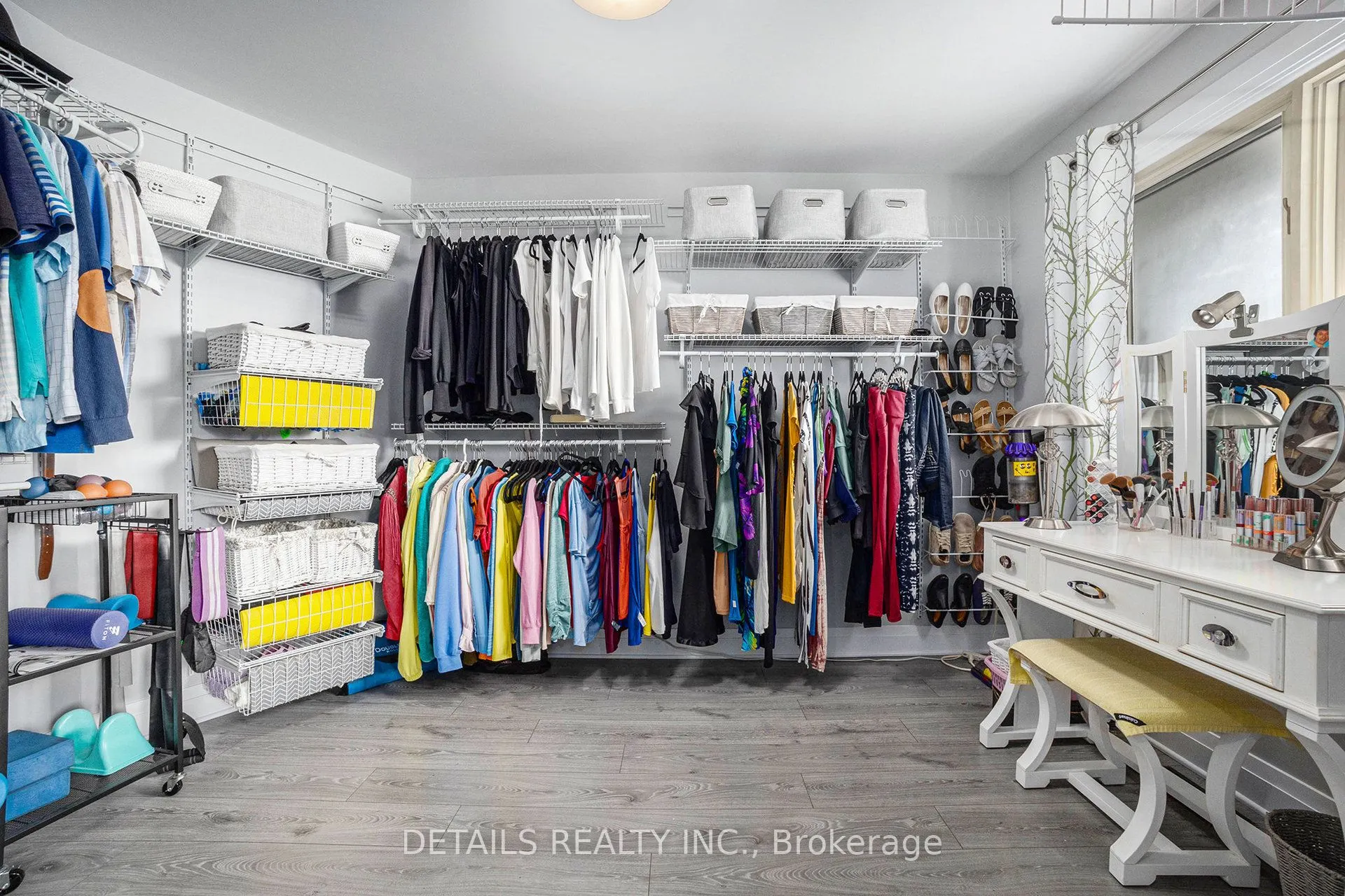 2215 Boyer Road
