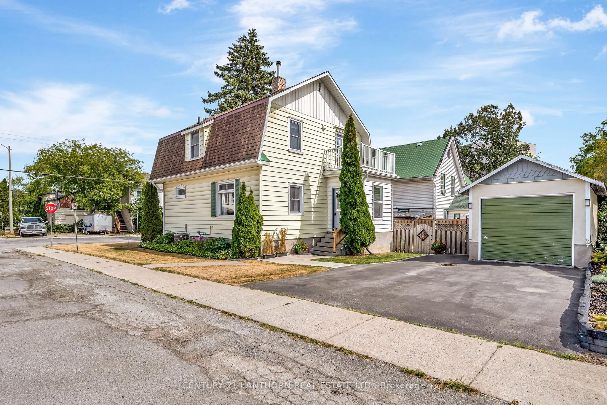 26 Everett Street