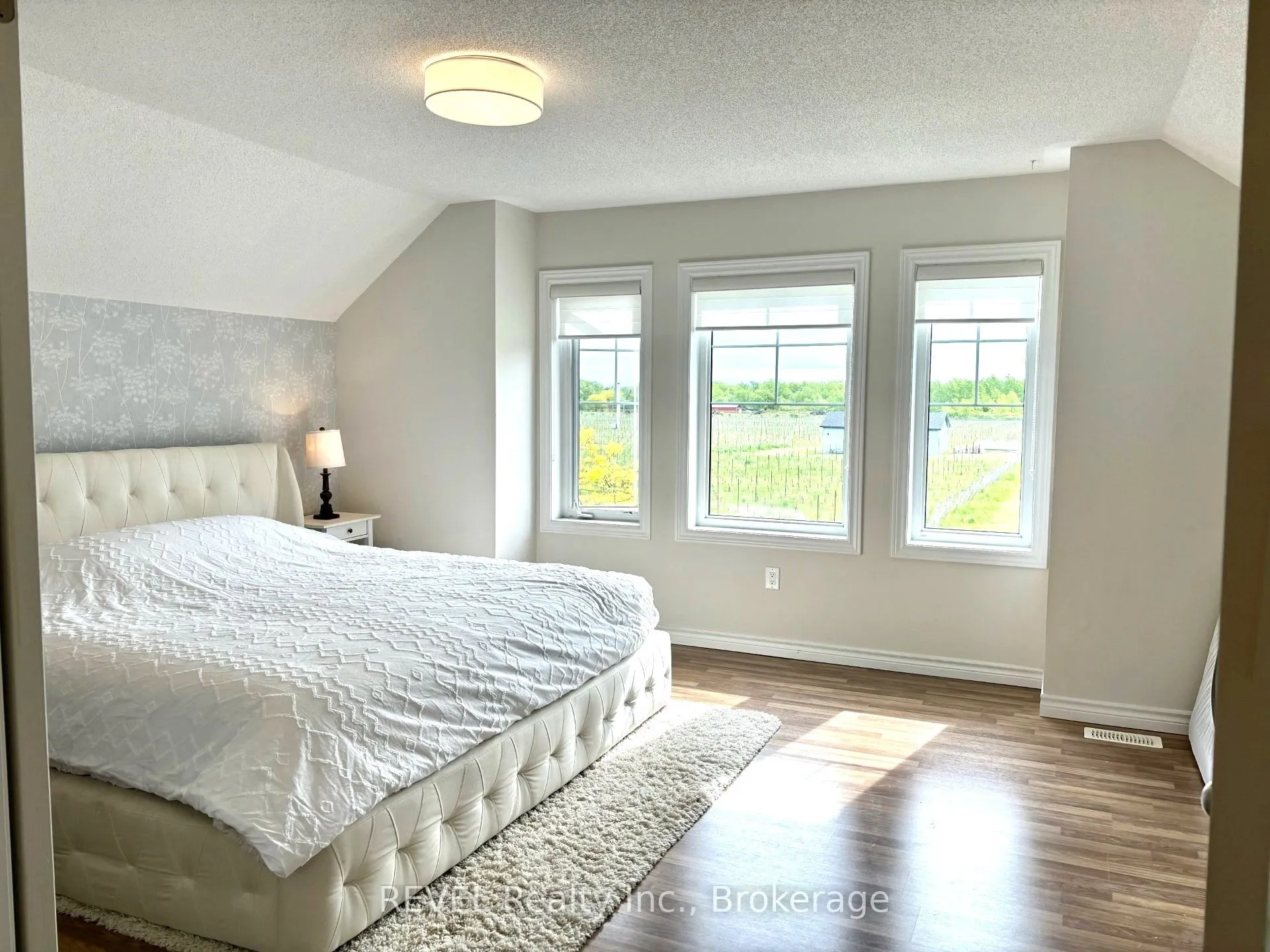 316 Concession 3 Road