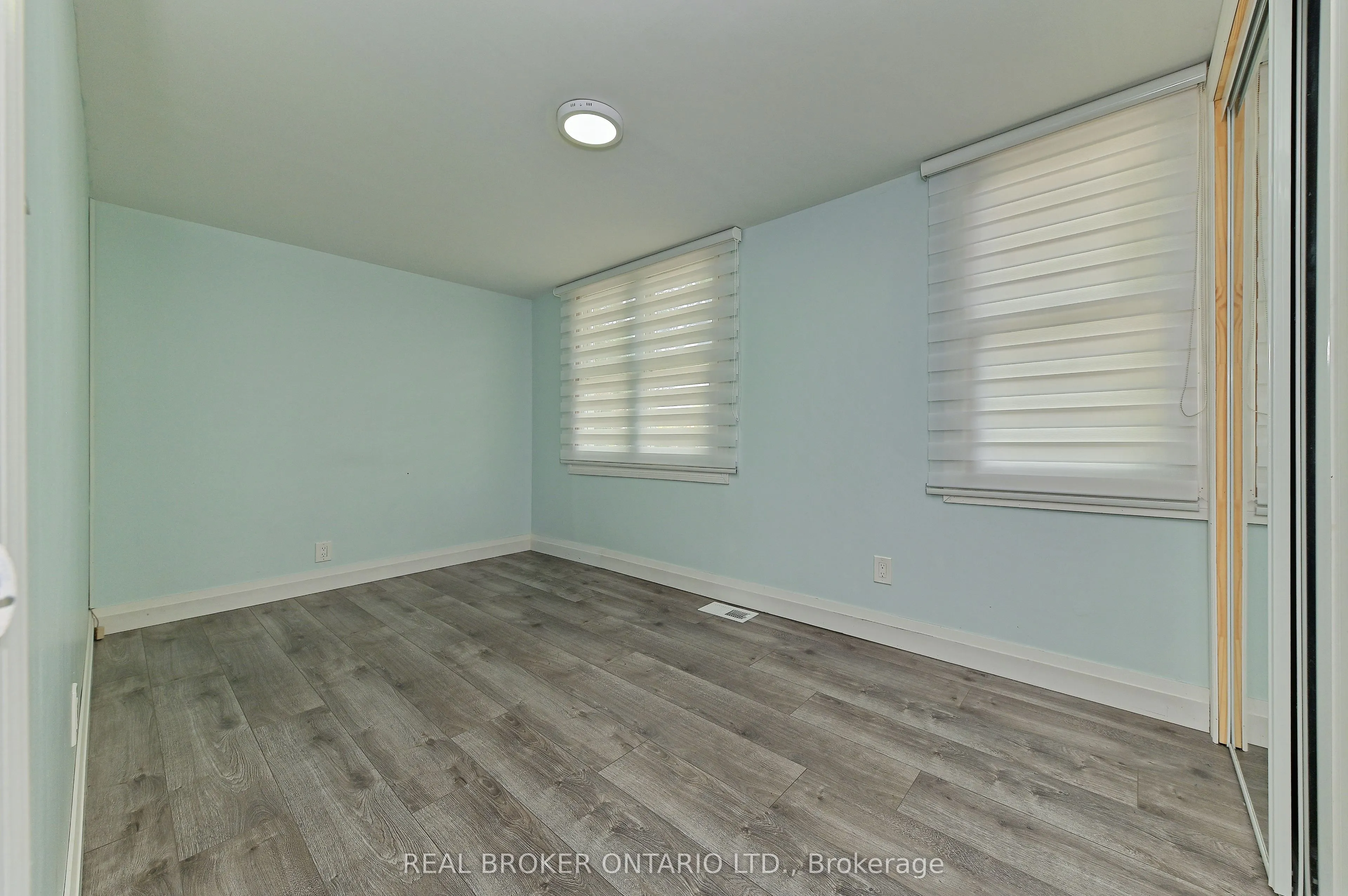 210 Speedvale Avenue E, #Main