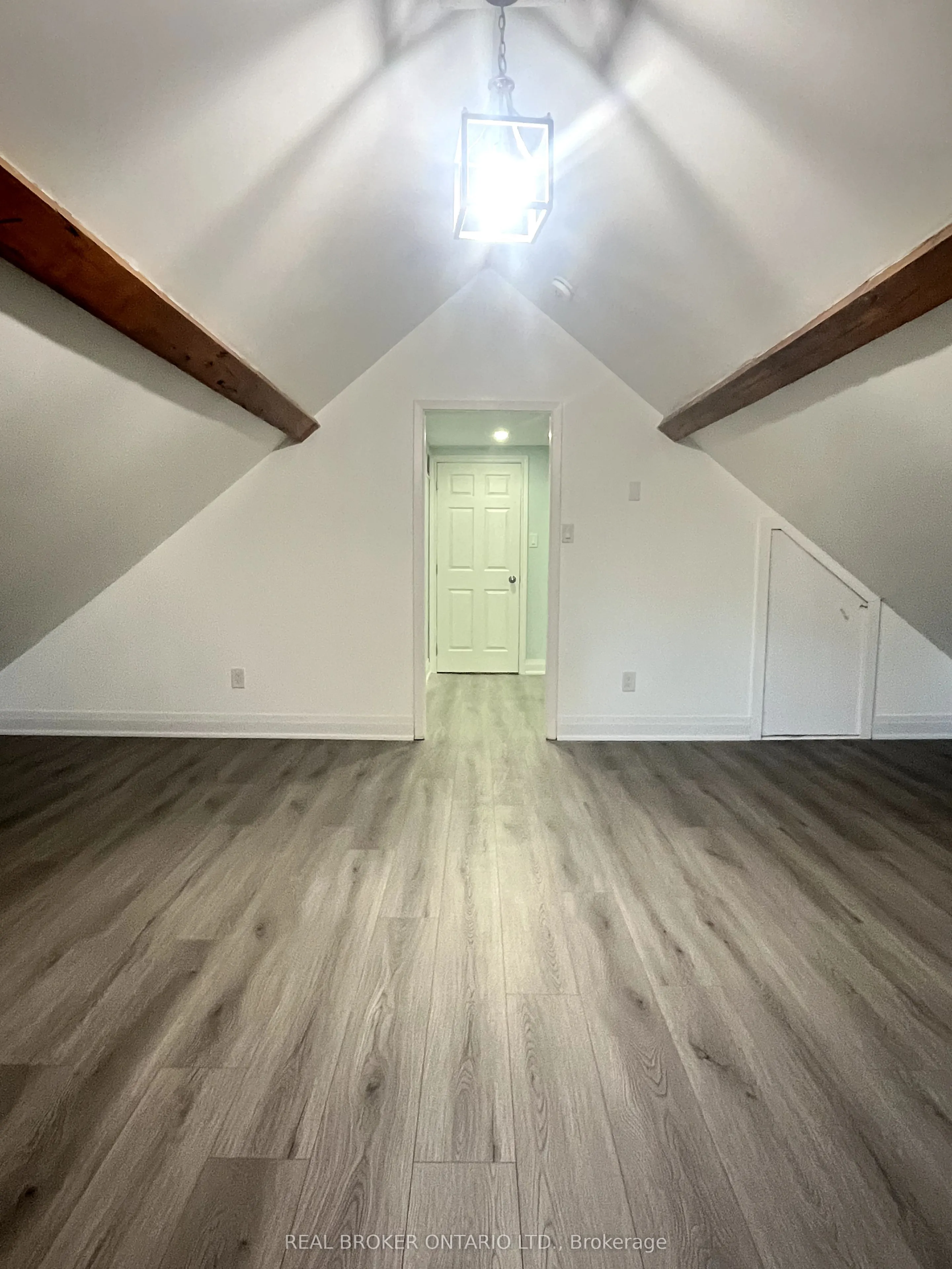 210 Speedvale Avenue E, #Main