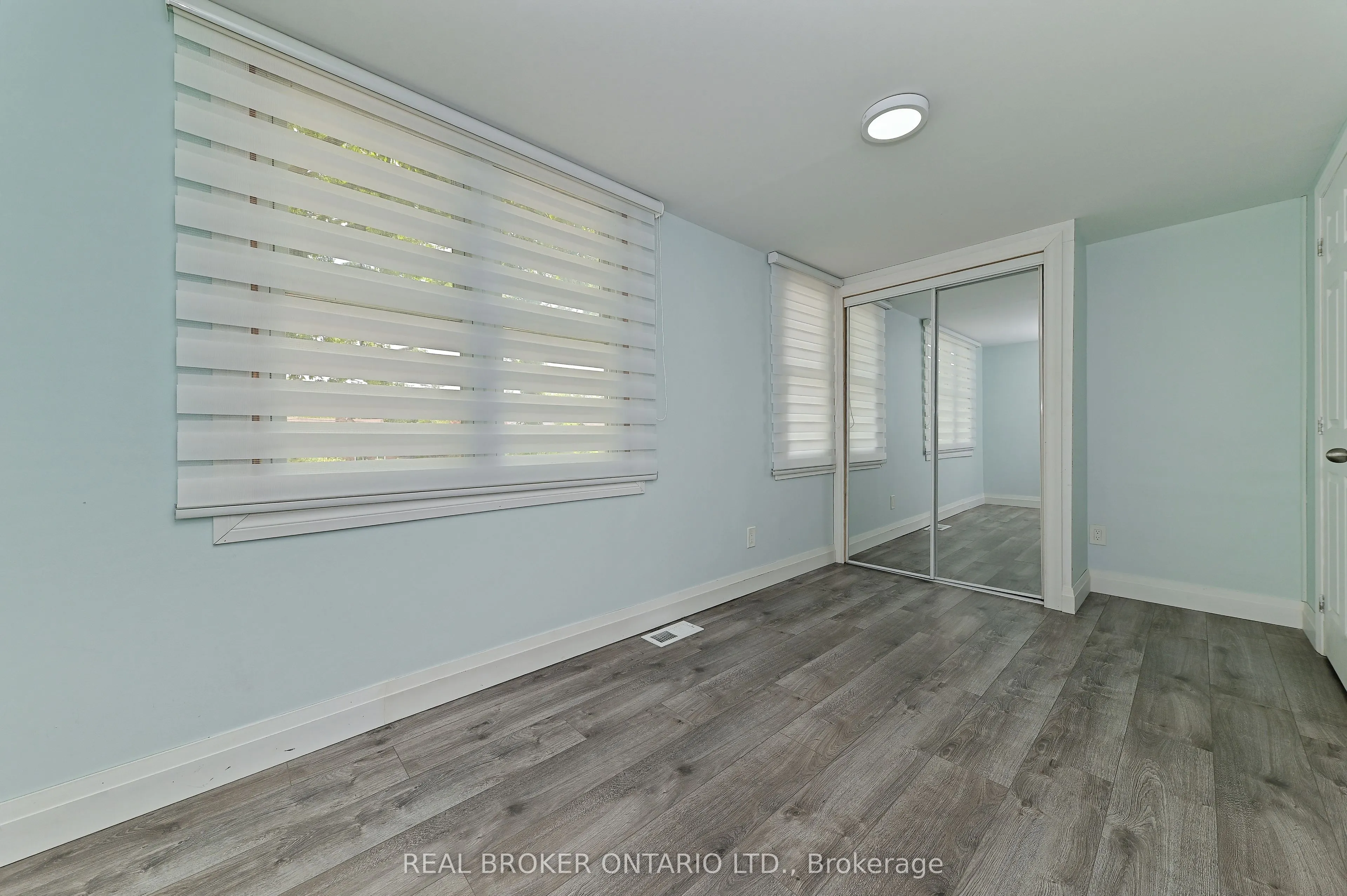 210 Speedvale Avenue E, #Main