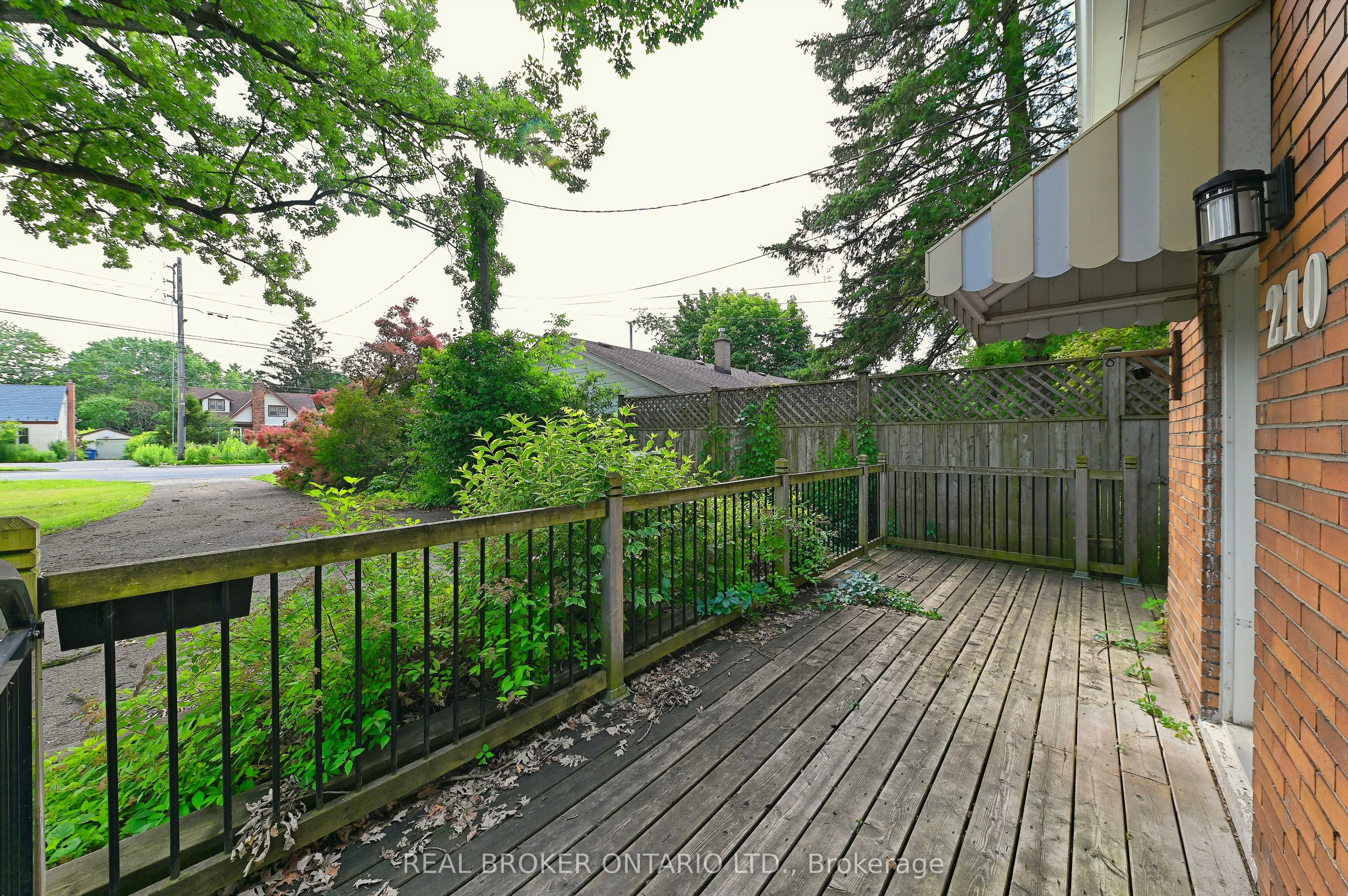 210 Speedvale Avenue E, #Main