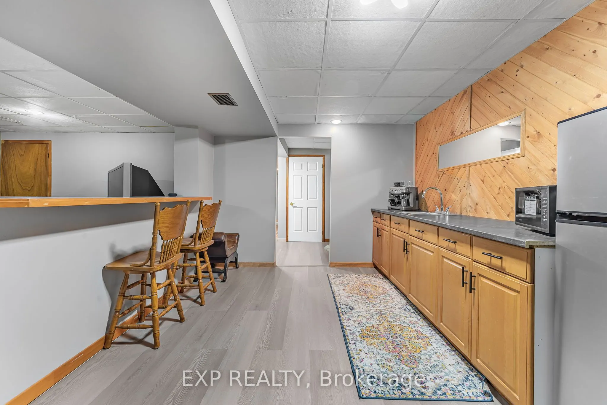 3725 Switch Road