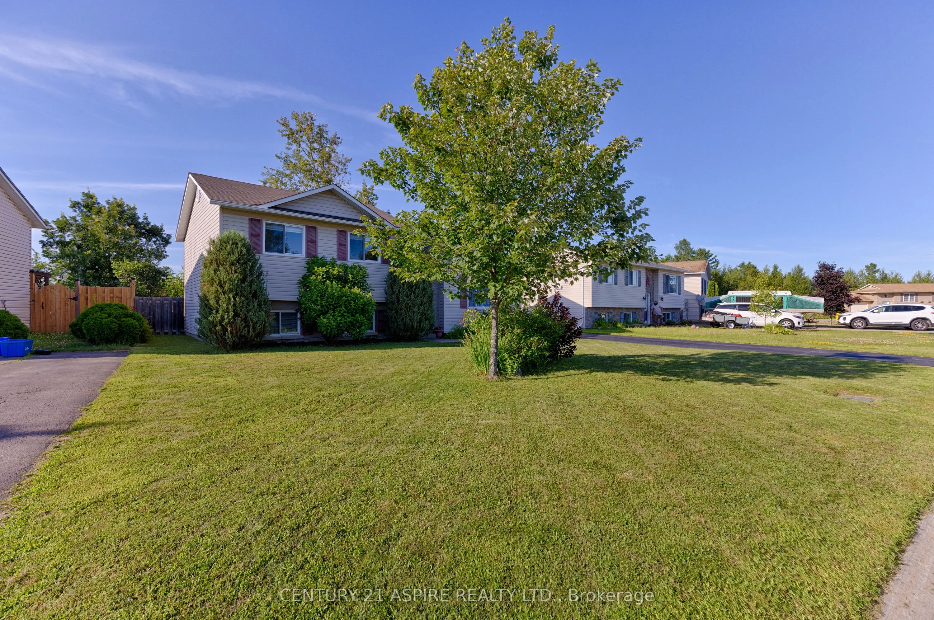 6 Gerald Avenue