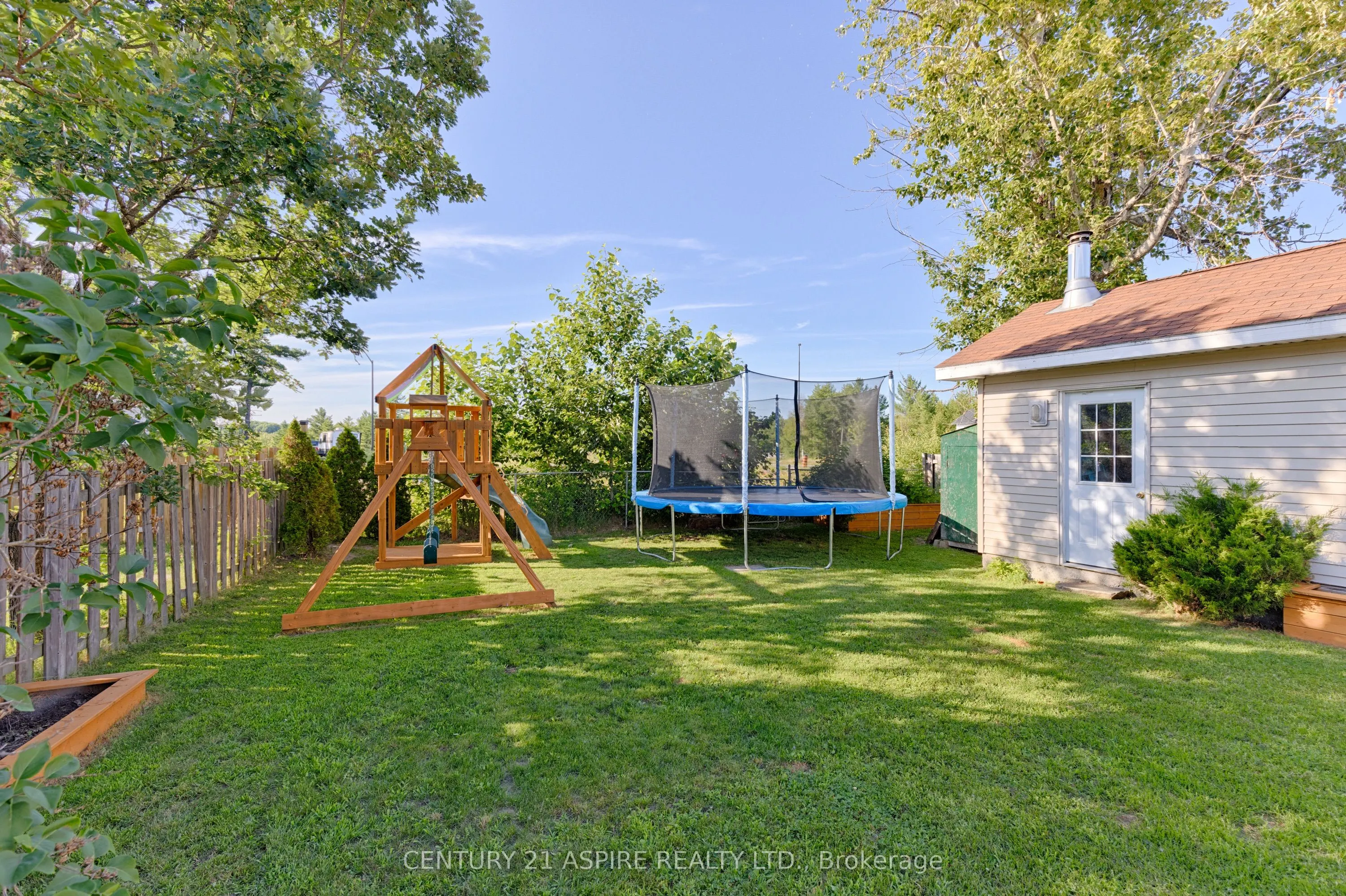 6 Gerald Avenue