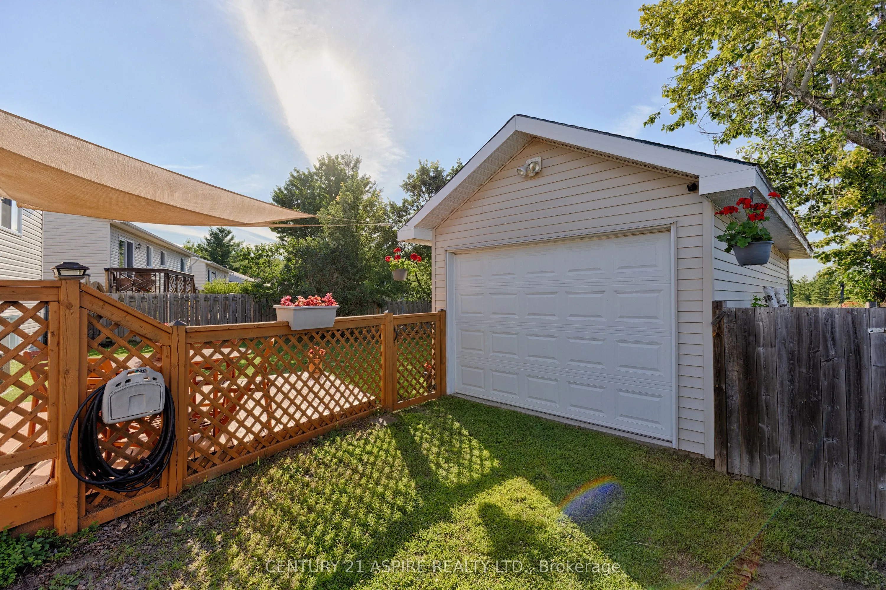 6 Gerald Avenue