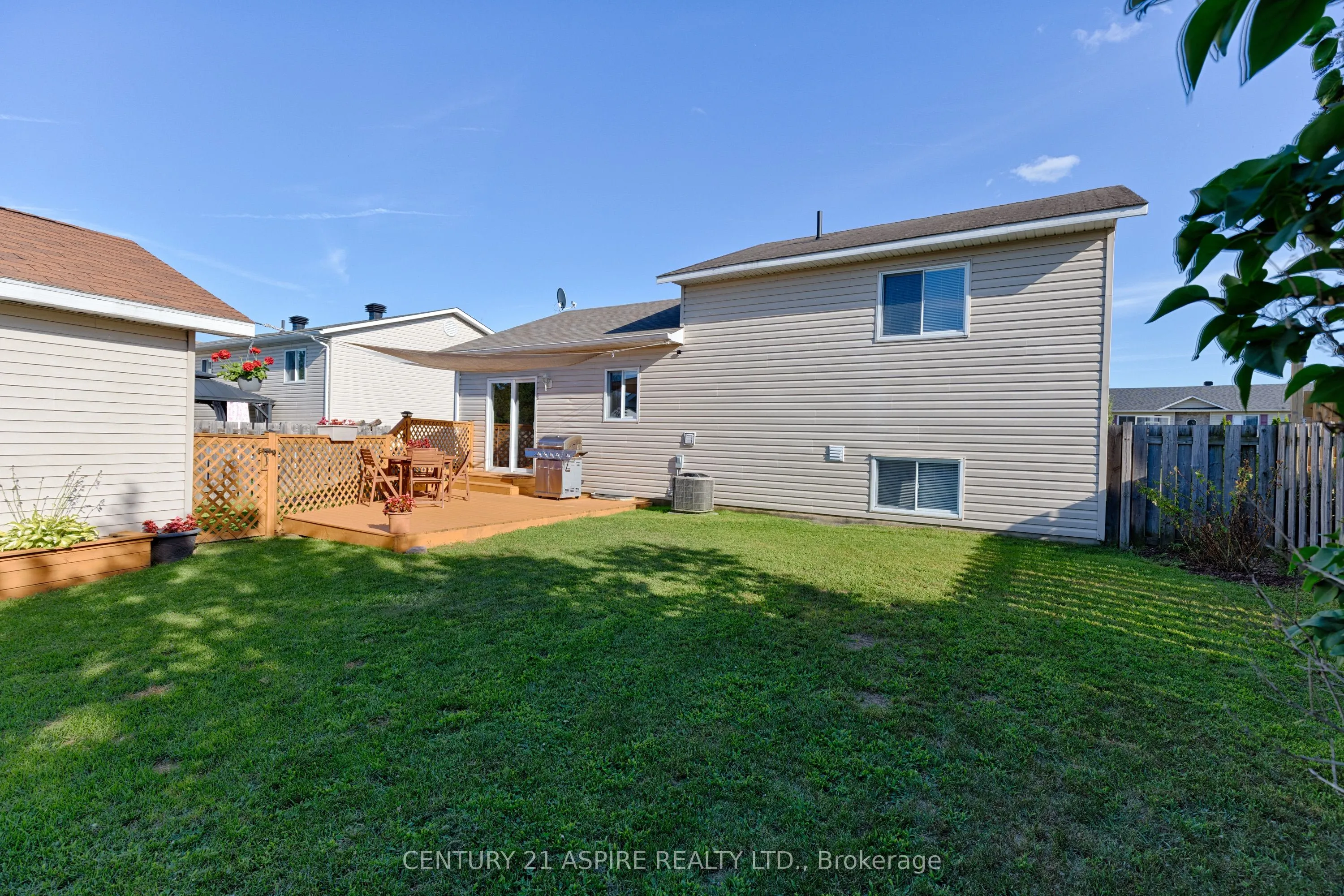6 Gerald Avenue
