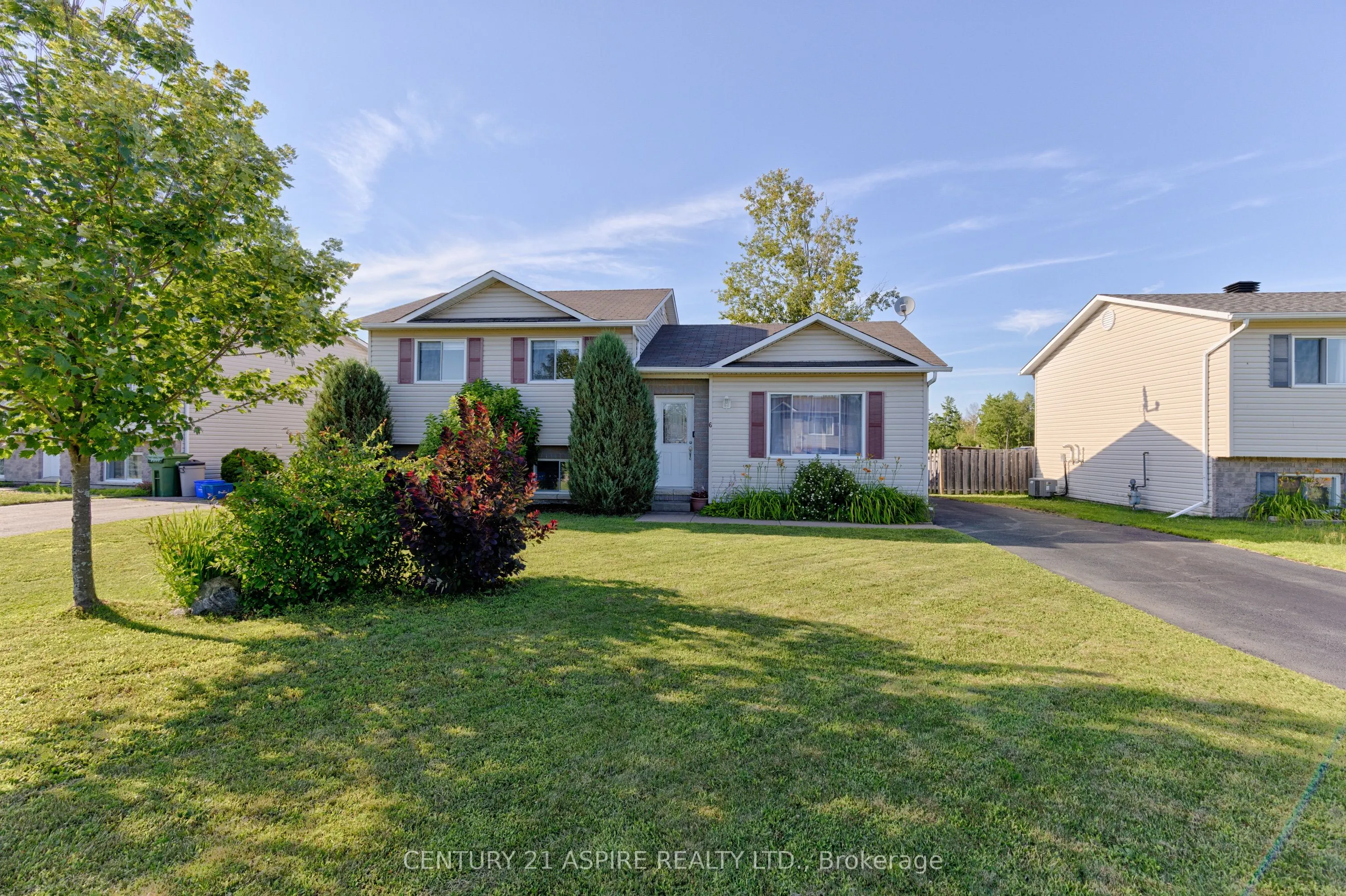 6 Gerald Avenue