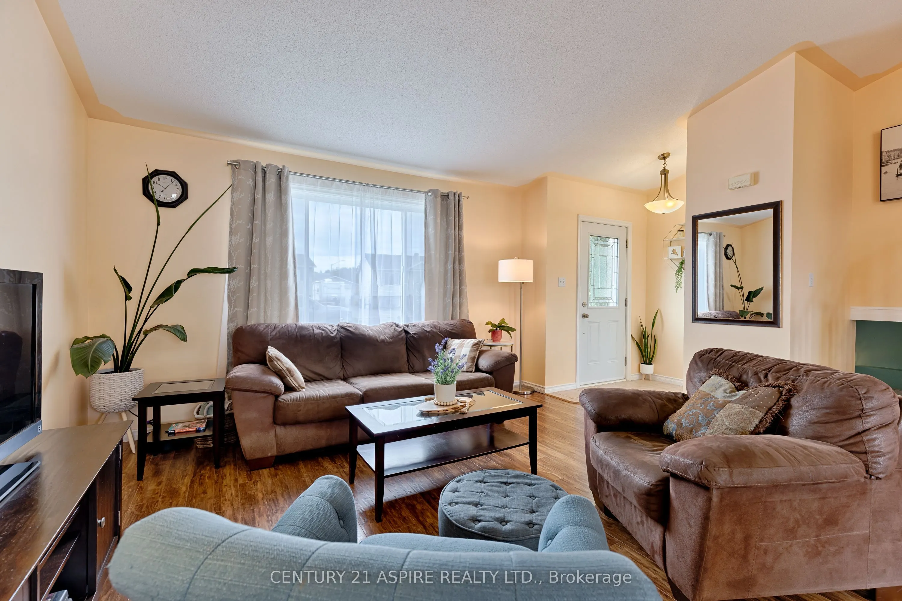 6 Gerald Avenue