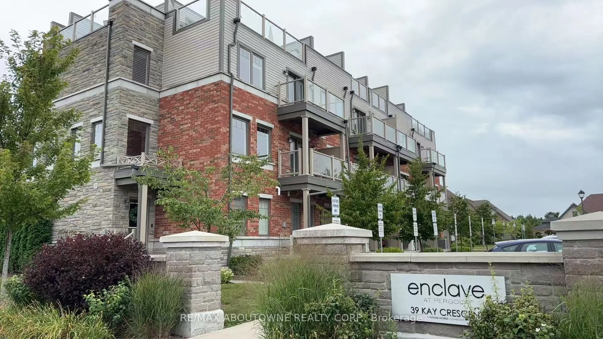 39 Kay Crescent, #44