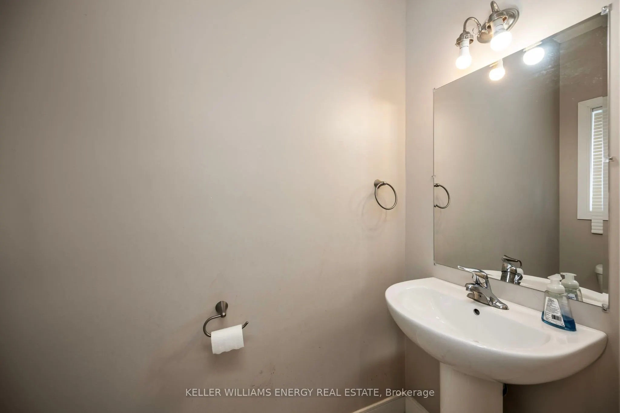 292 Falcon Drive, #3