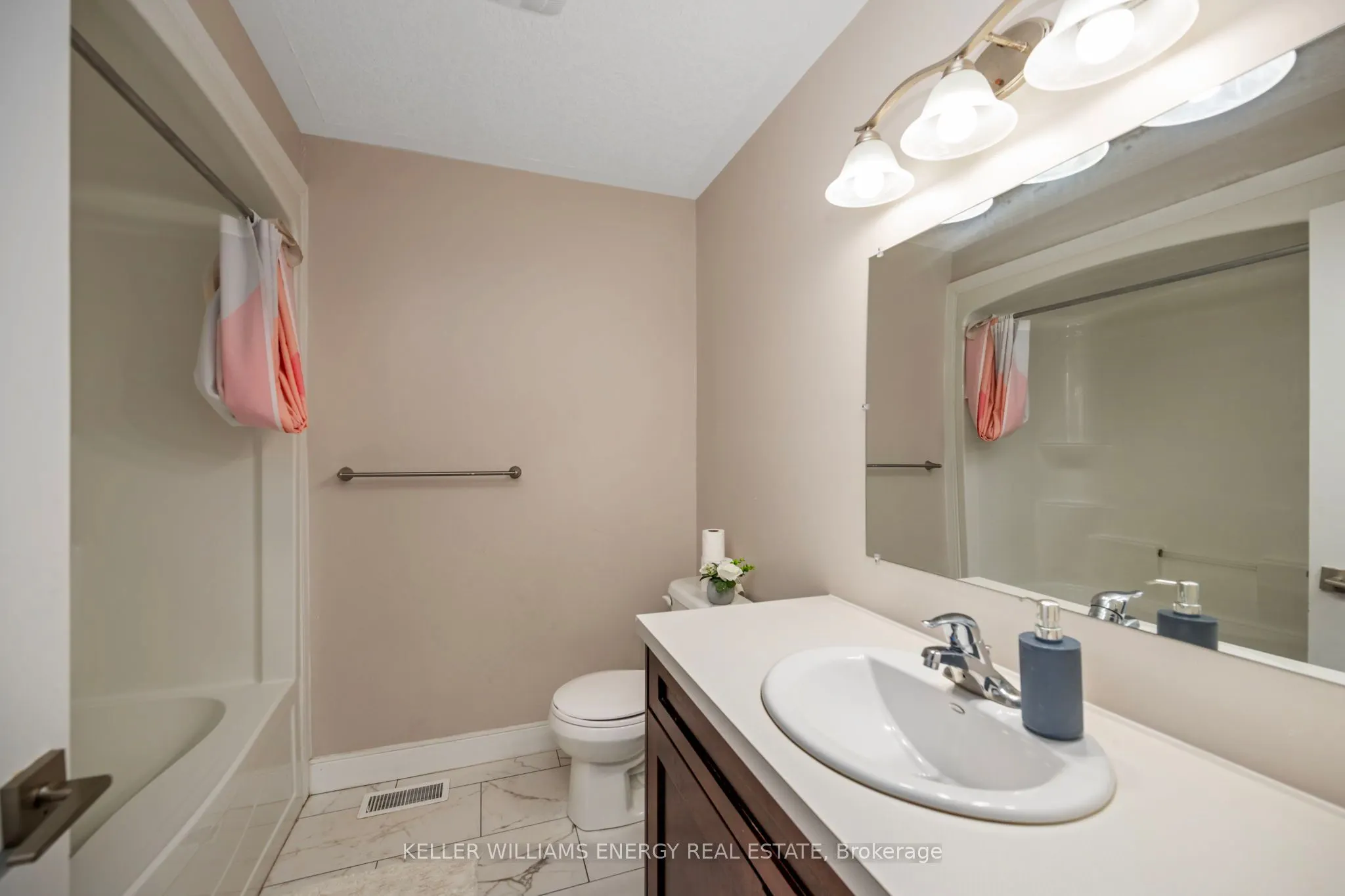 292 Falcon Drive, #3