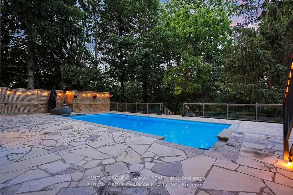 712 Riverside Drive