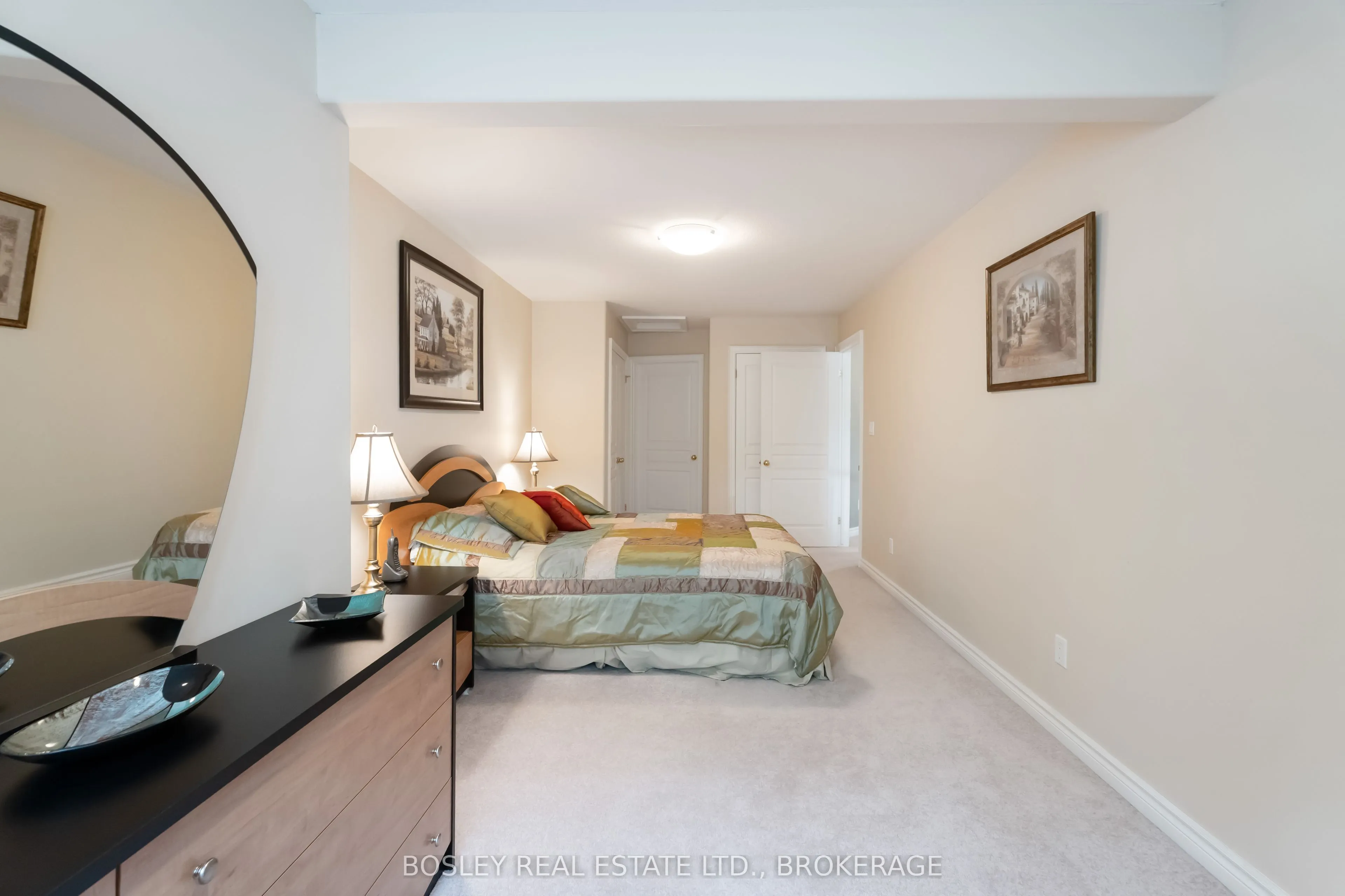308 Queenston Street, #14