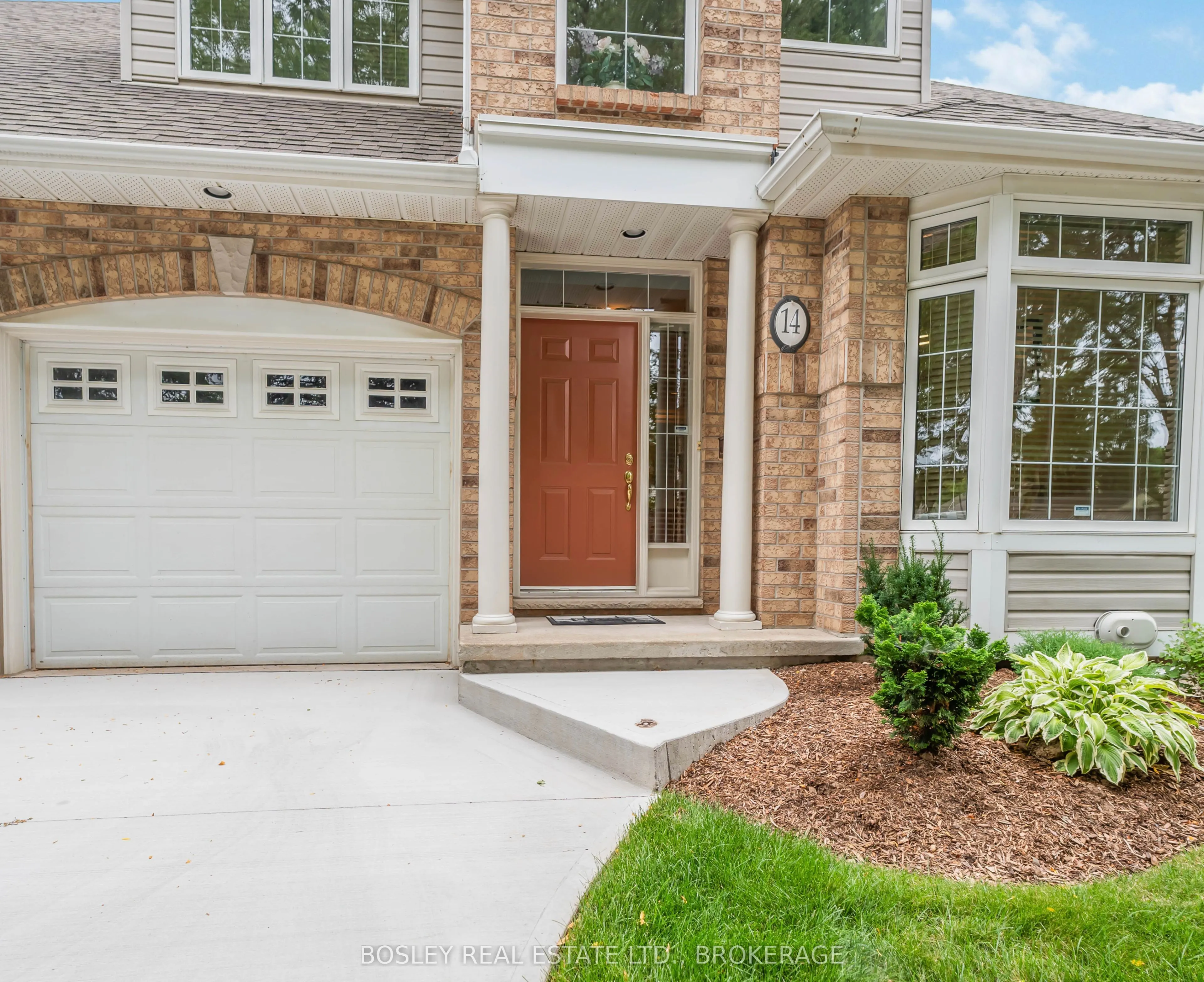 308 Queenston Street, #14