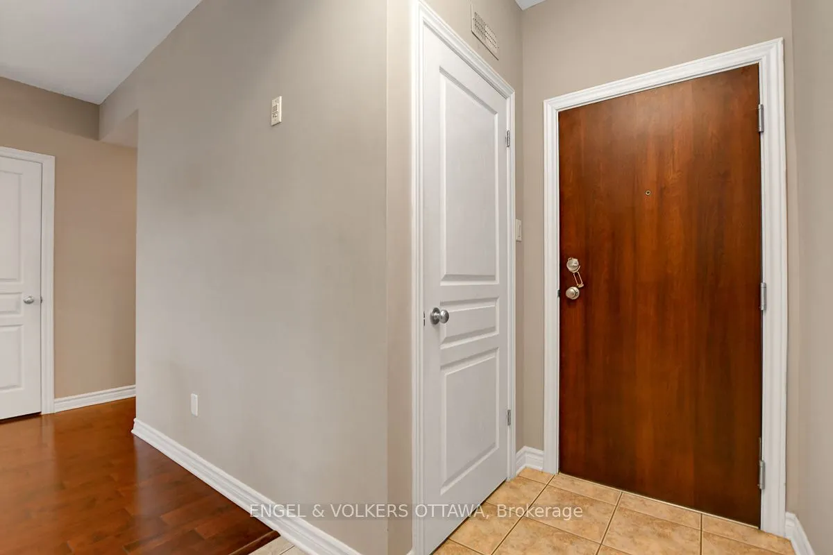 188 Hornchurch Lane, #E
