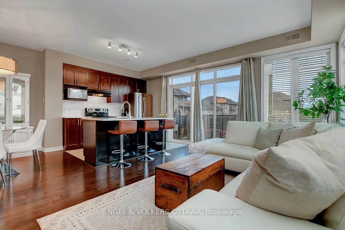 188 Hornchurch Lane, #E