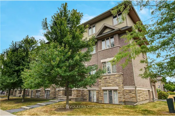 188 Hornchurch Lane, #E