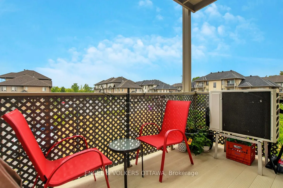 188 Hornchurch Lane, #E