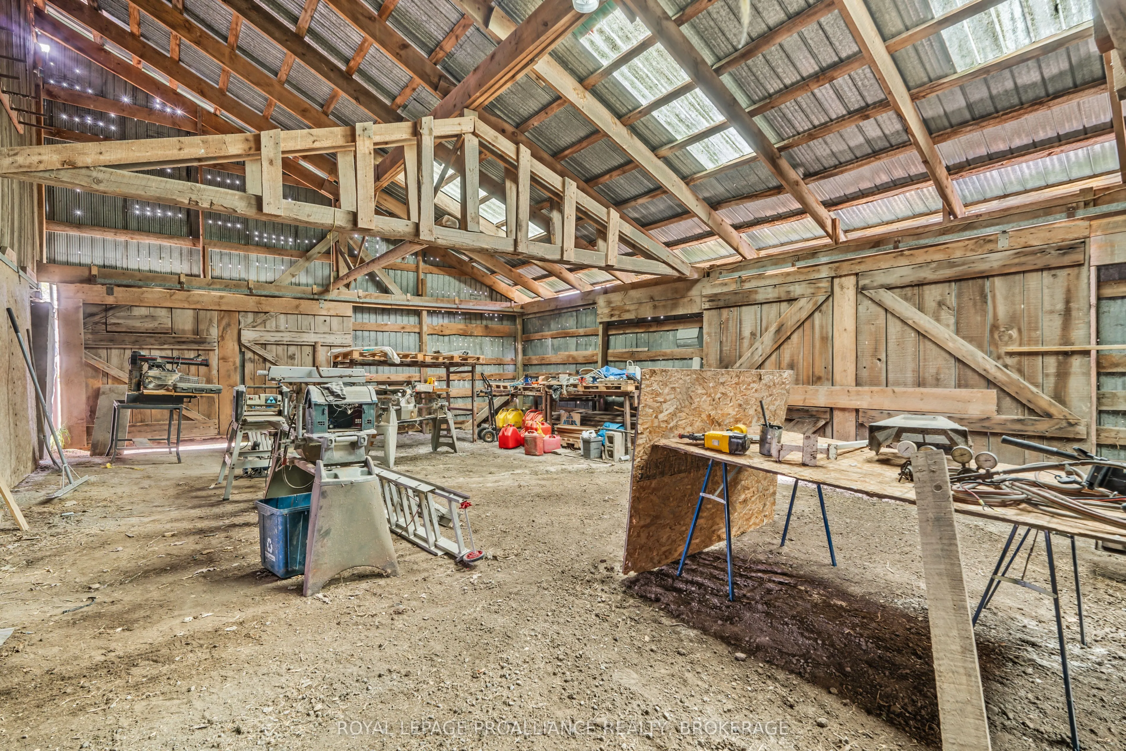 1551 County Road 1 East Road