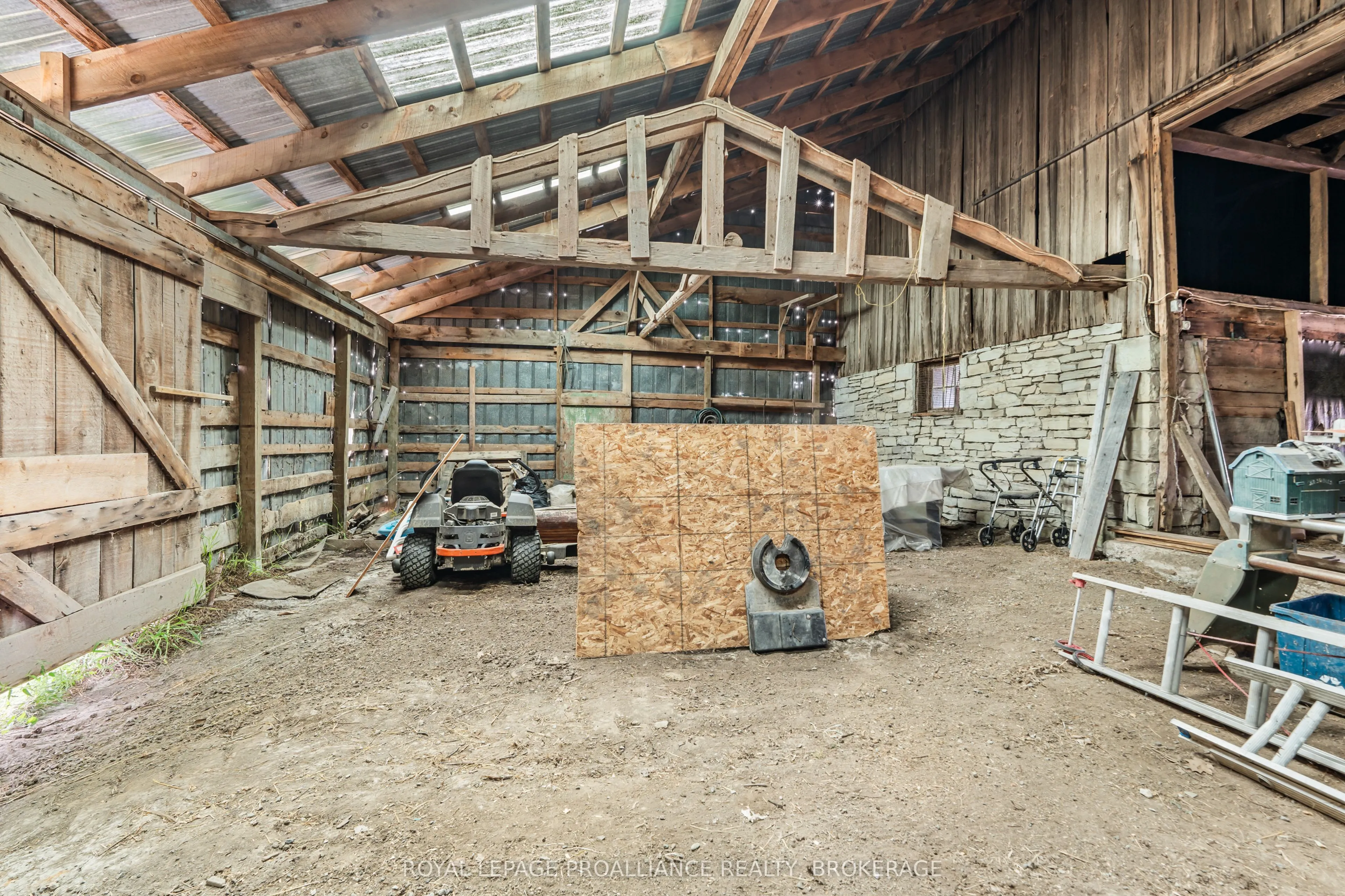 1551 County Road 1 East Road