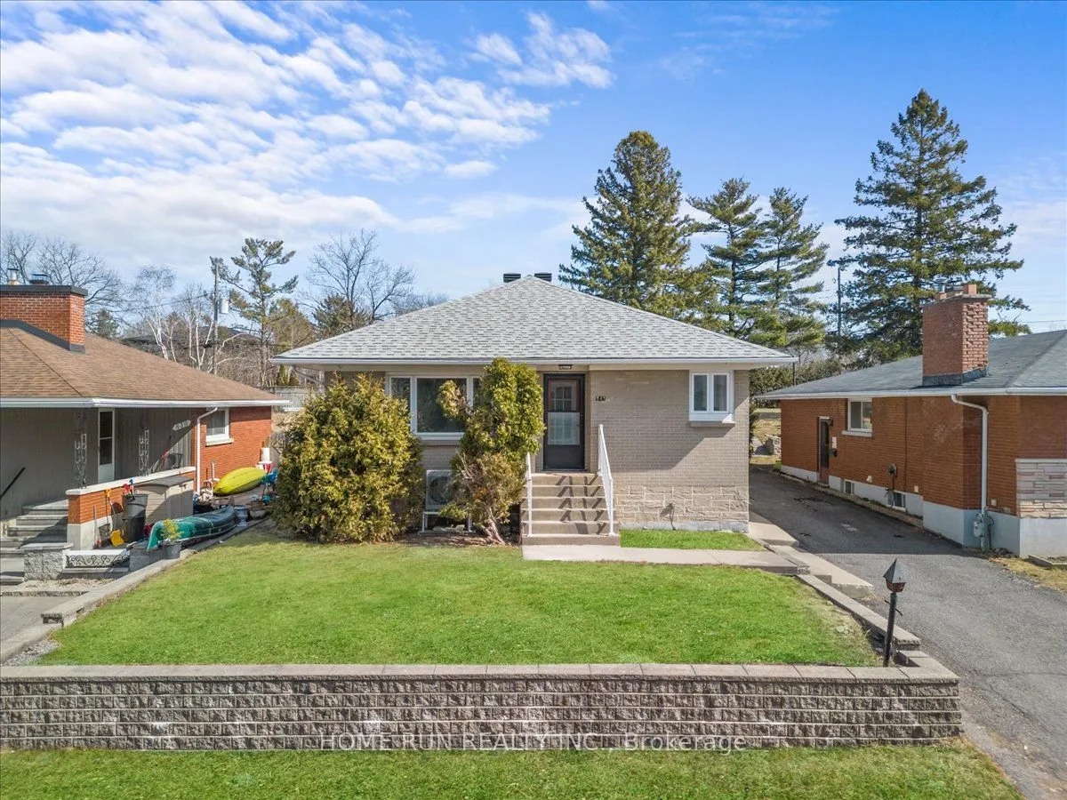 841 Iroquois Road