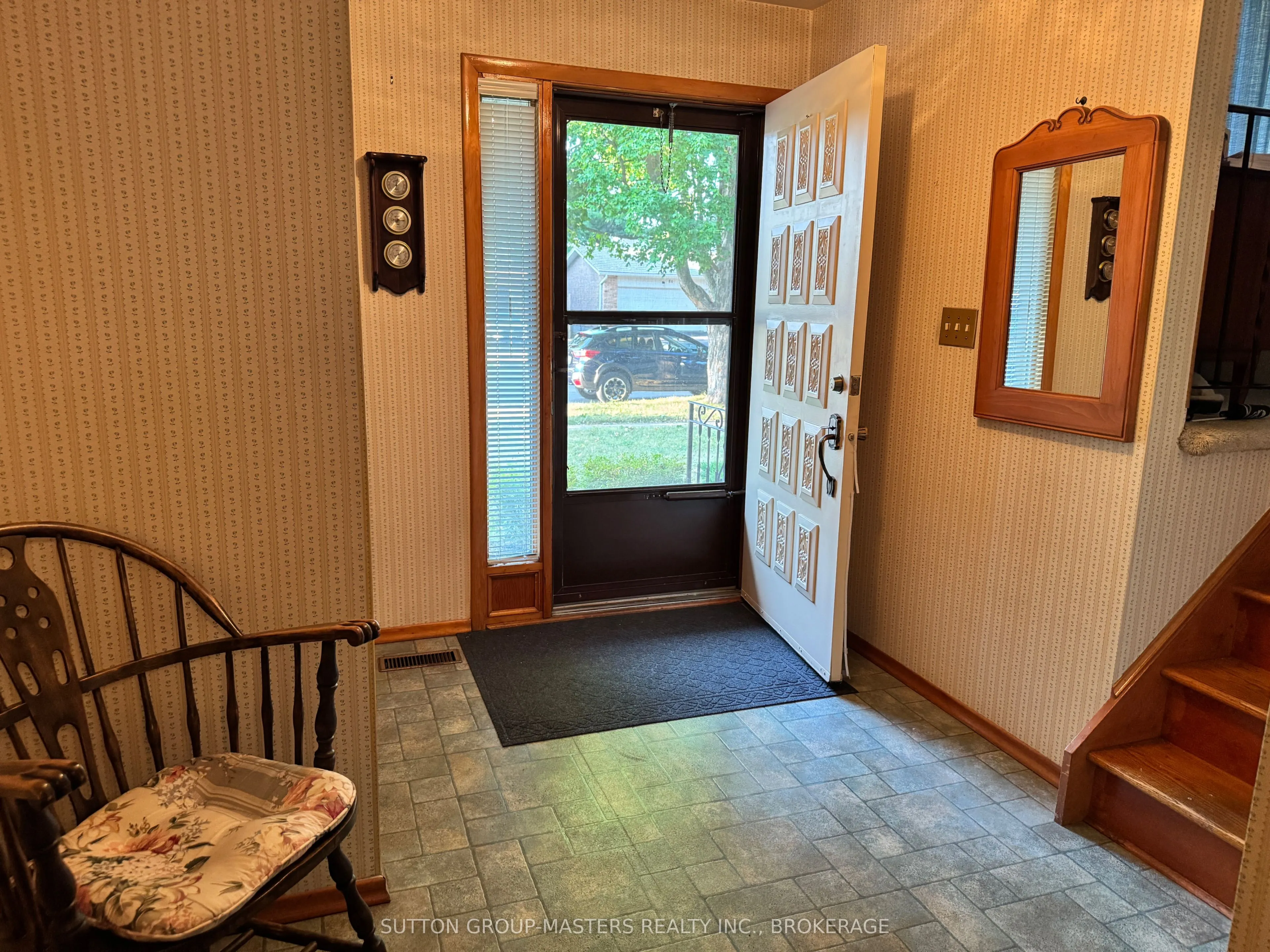 79 Inverness Crescent
