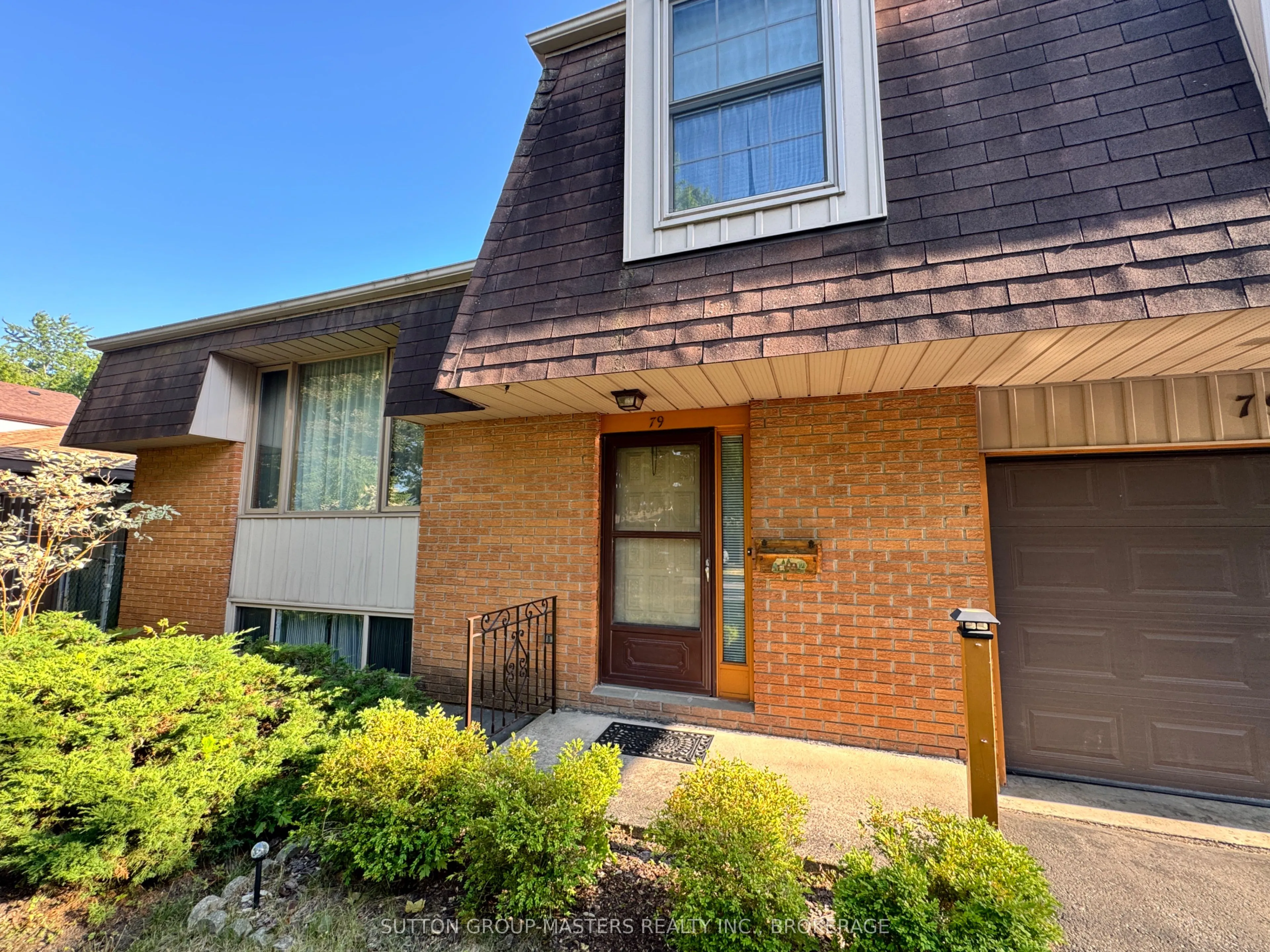 79 Inverness Crescent
