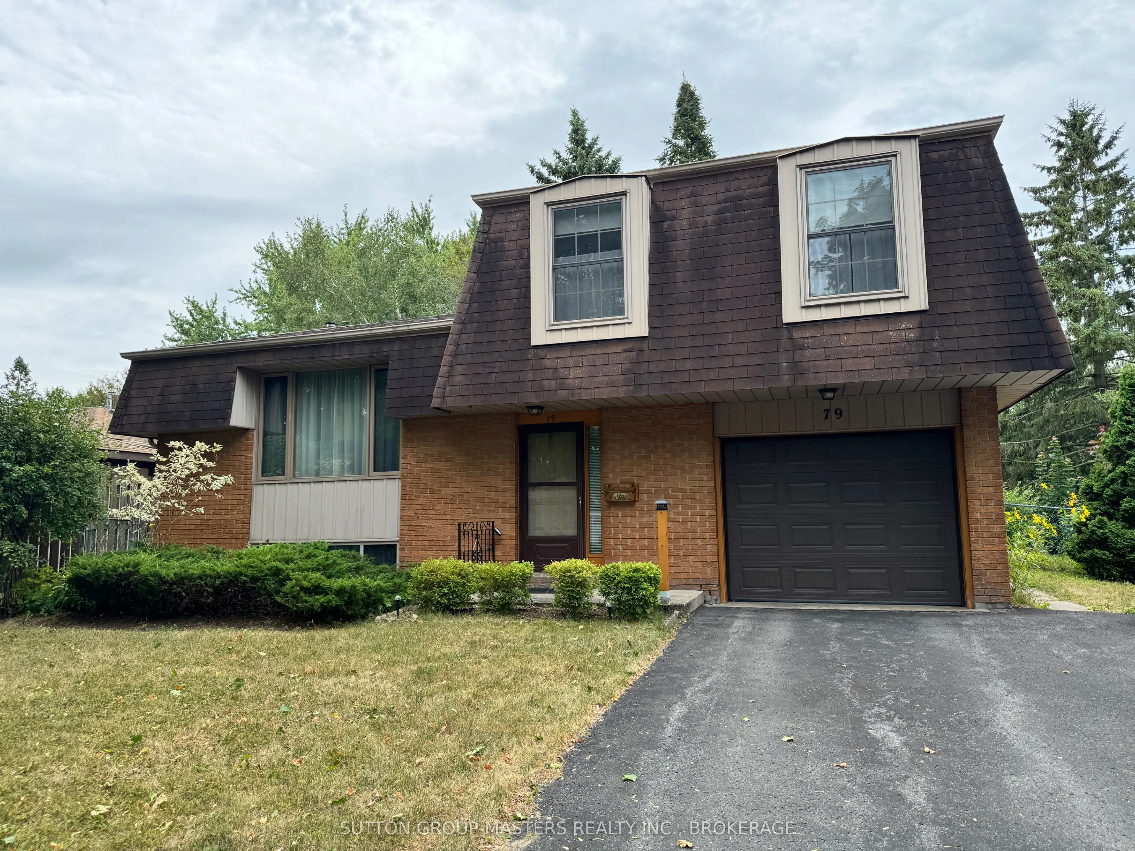 79 Inverness Crescent