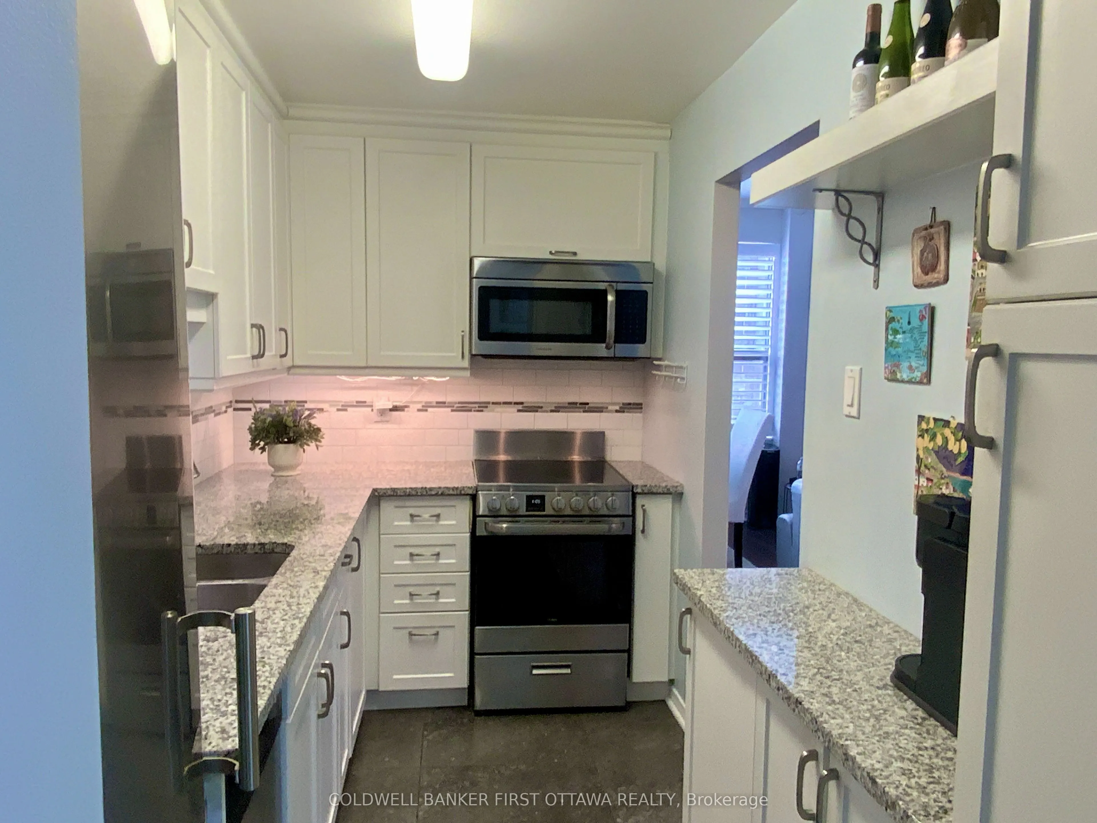 556 Laurier Avenue W, #506