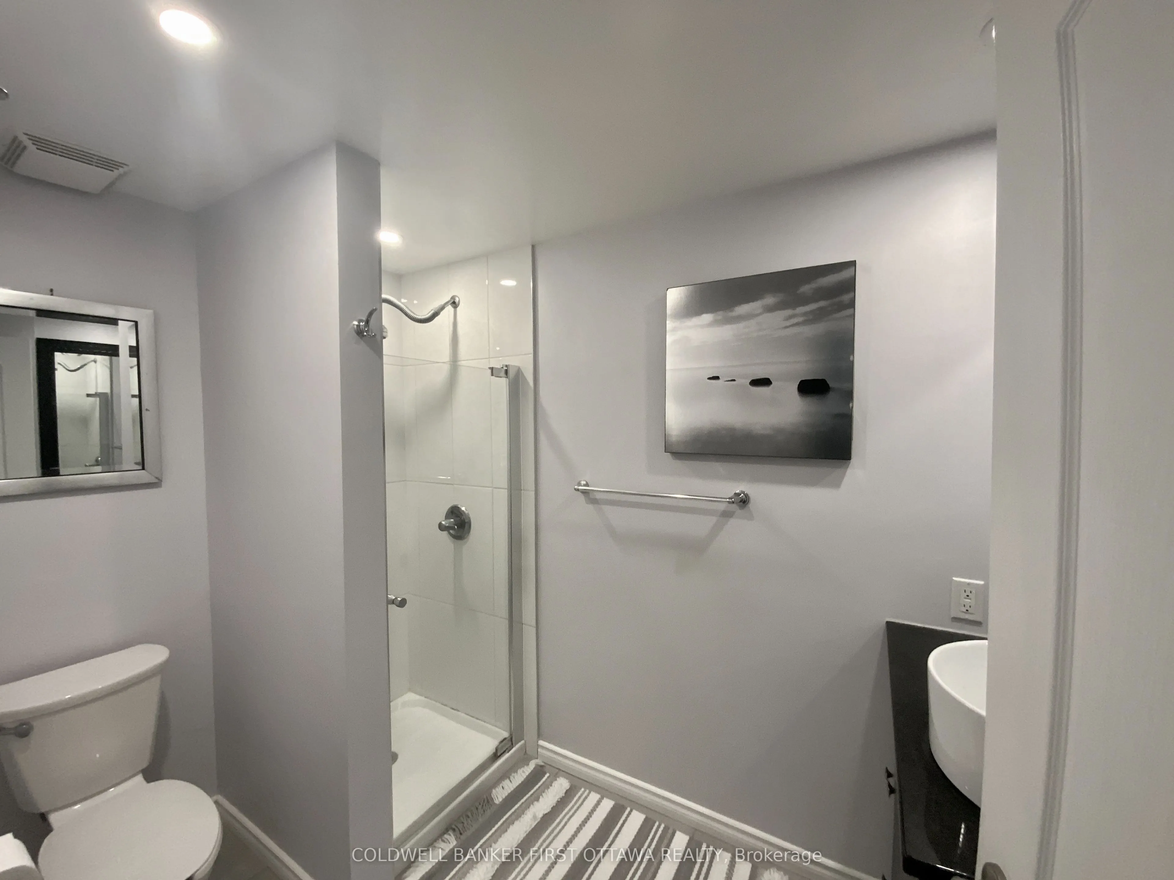 556 Laurier Avenue W, #506