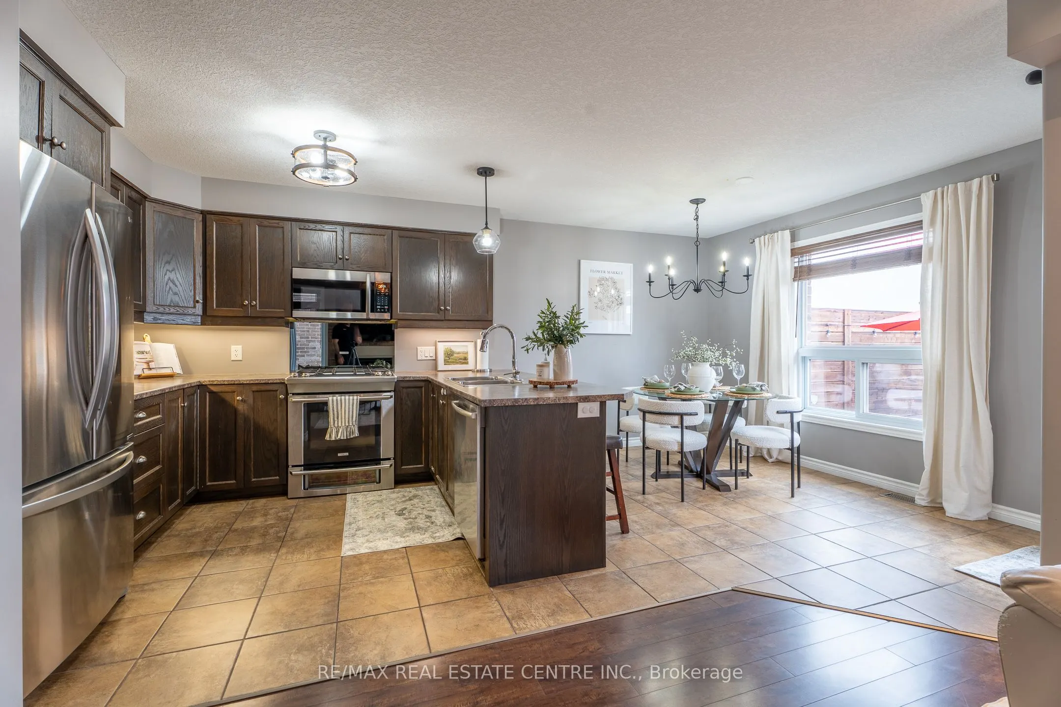 281 Vincent Drive
