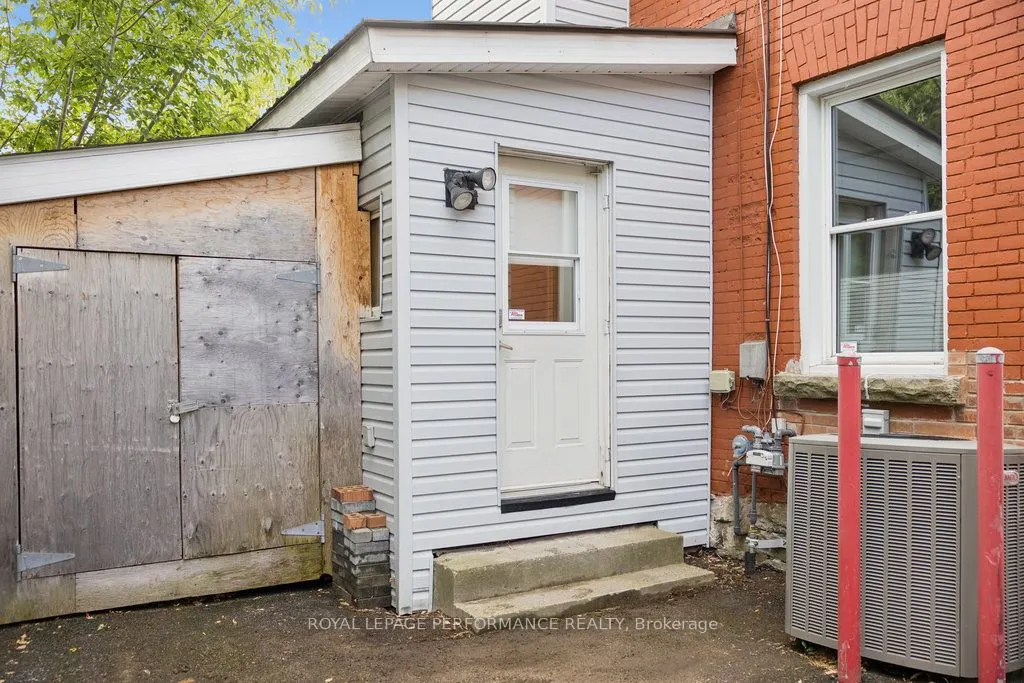 373 Bronson Avenue