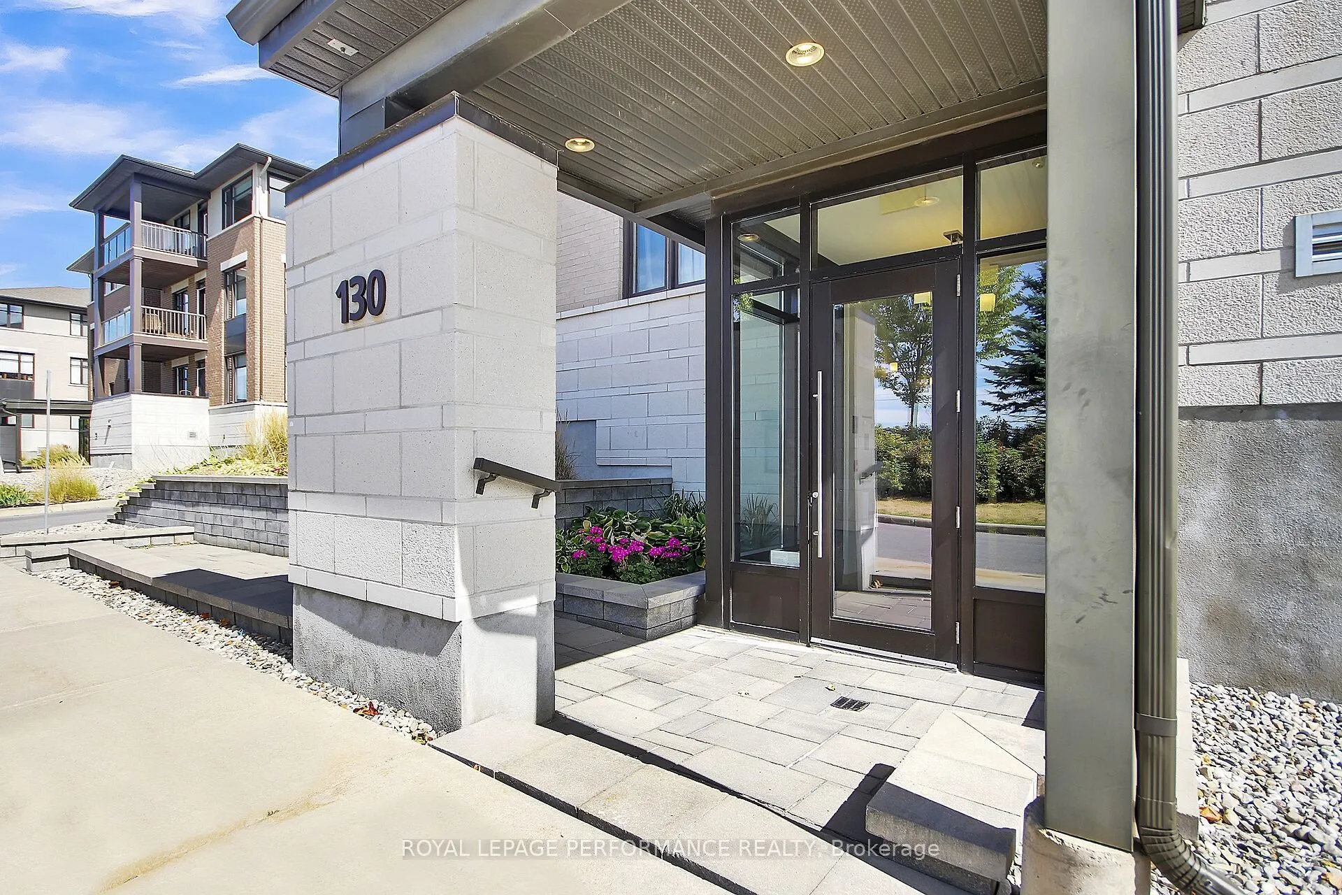 130 Guelph Private, #302