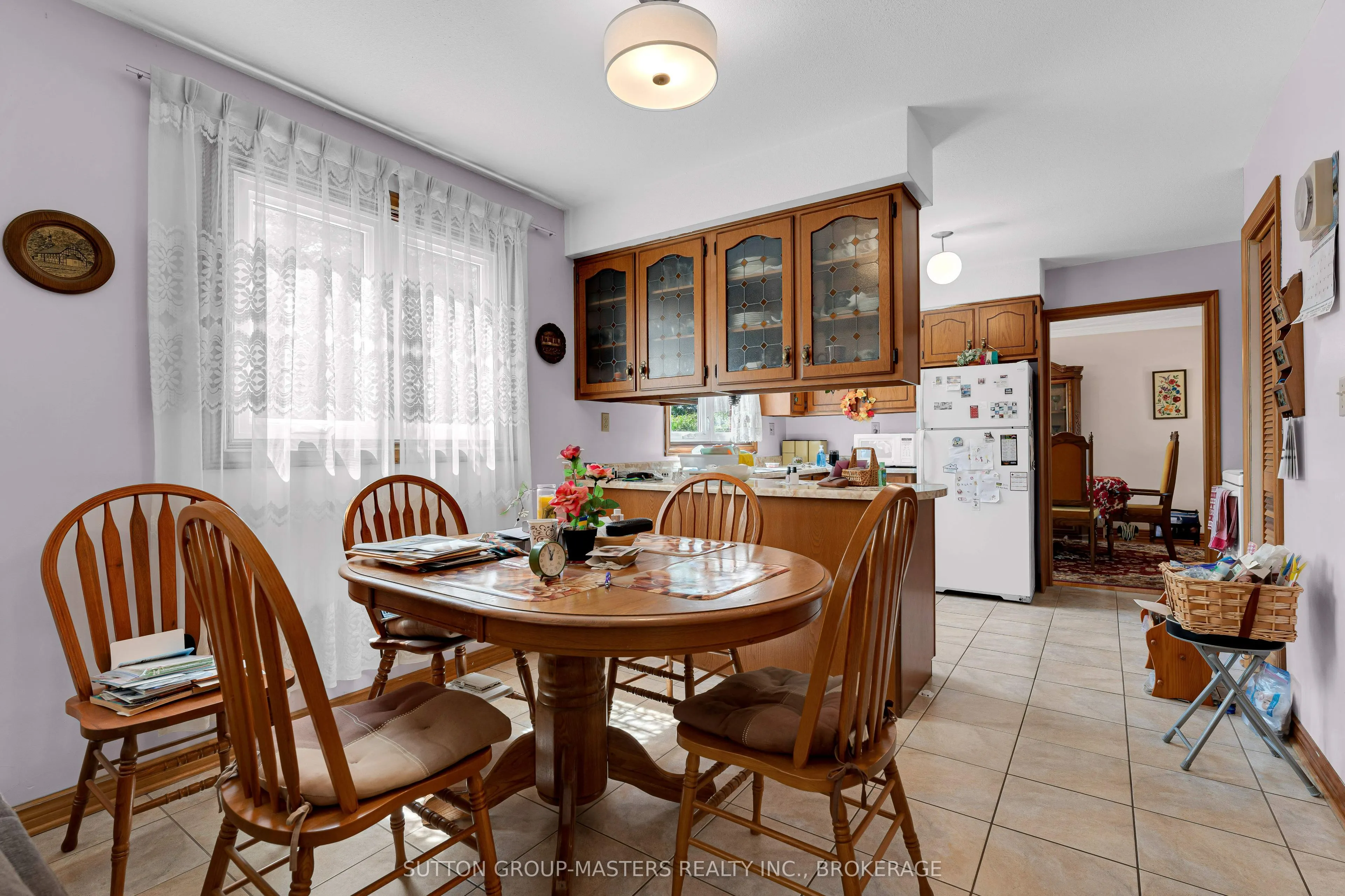 204 Inverness Crescent