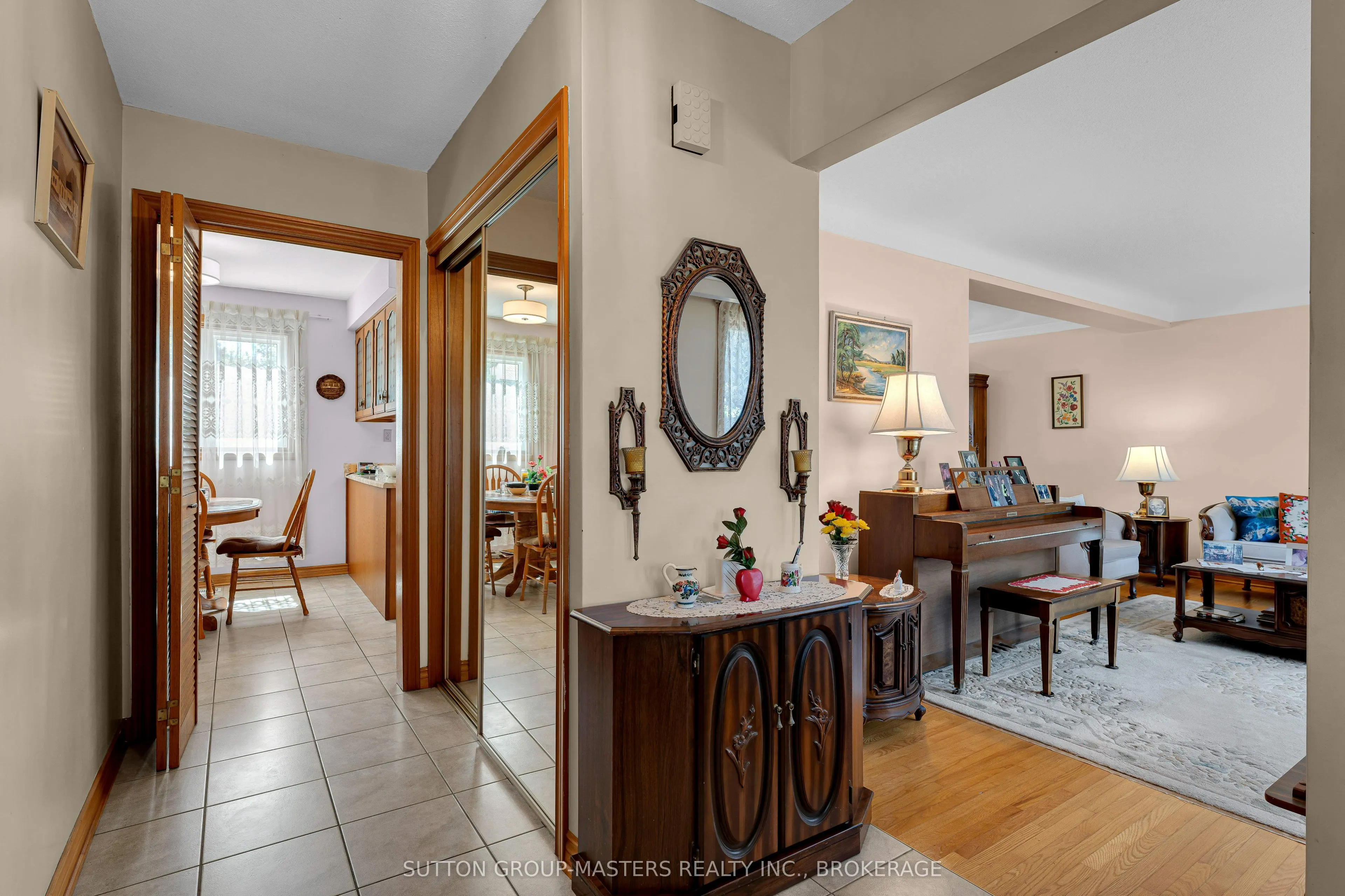 204 Inverness Crescent